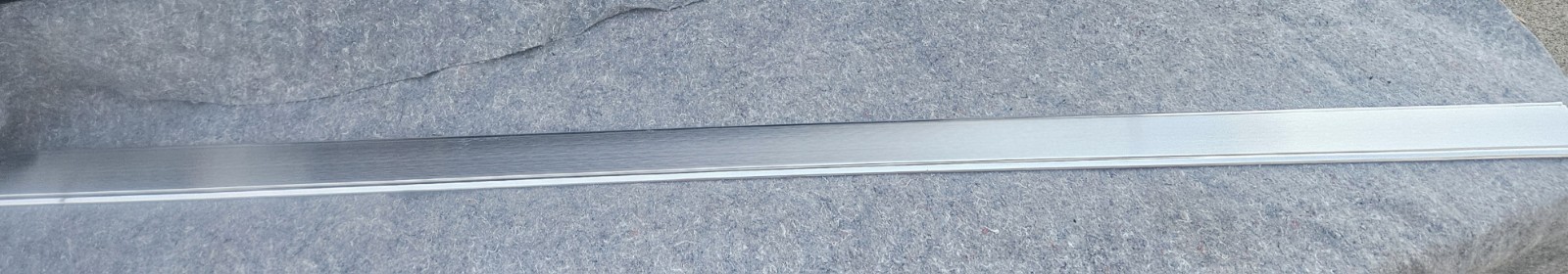 OEM 1973-1980 Chevy GMC C10 Truck Pickup Cab Middle Rear Belt Trim Molding