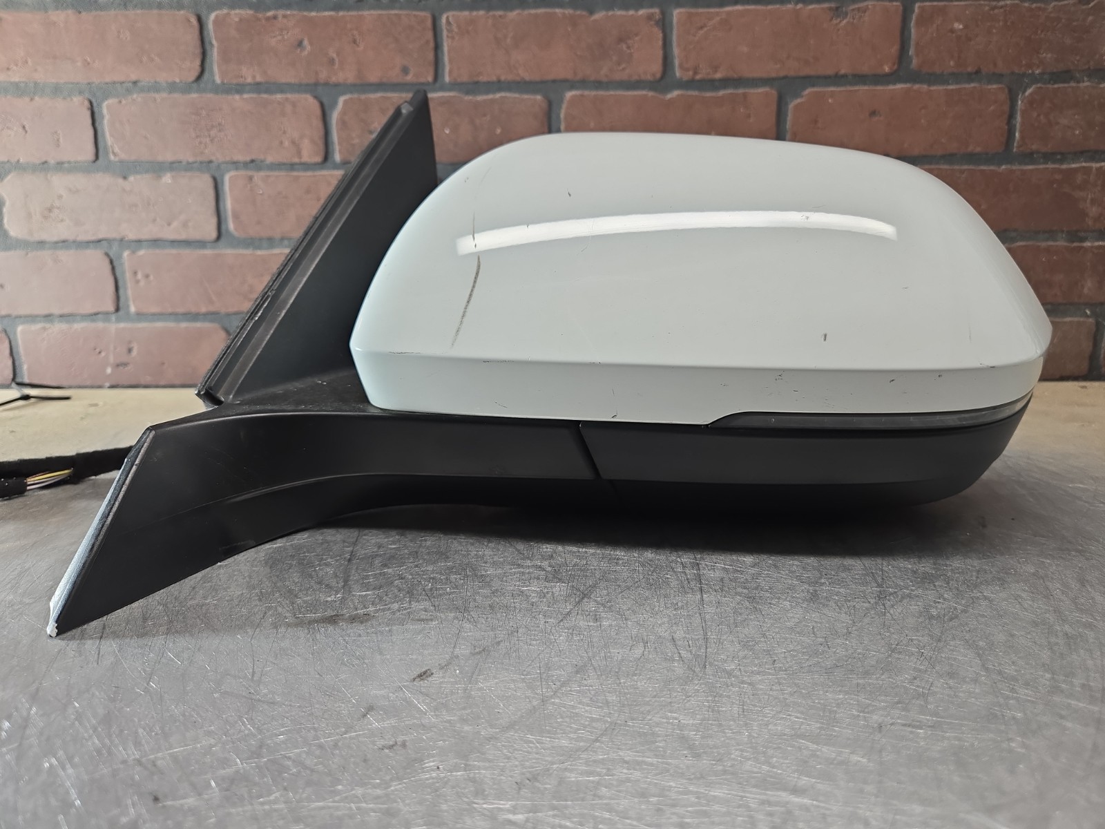 2018-2023 VOLKSWAGEN ATLAS LH LEFT DRIVER MIRROR OEM CAMERA, BLIND SPOT 2385L