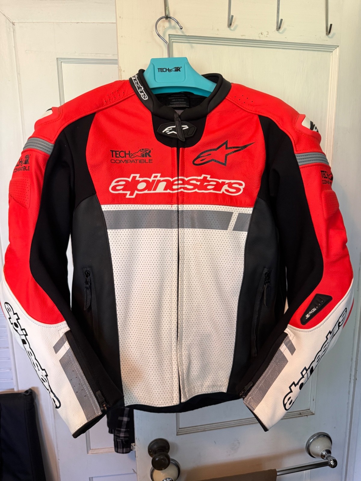Alpinestars Missile Ignition V2 Black White Red Jacket size US 42 EU 52