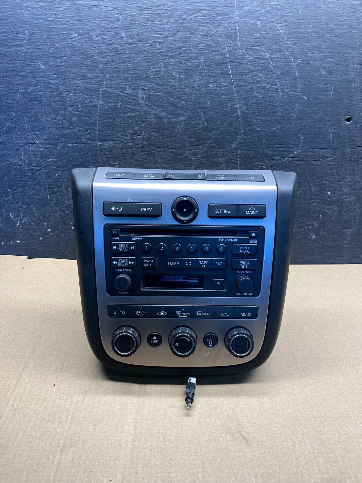 2003 - 2007 Nissan Murano AM FM Radio CD Climate Control Panel Oem AH4672 DG