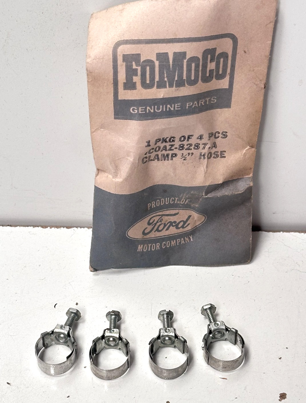 1960s Ford Tower Clamps 1/2\