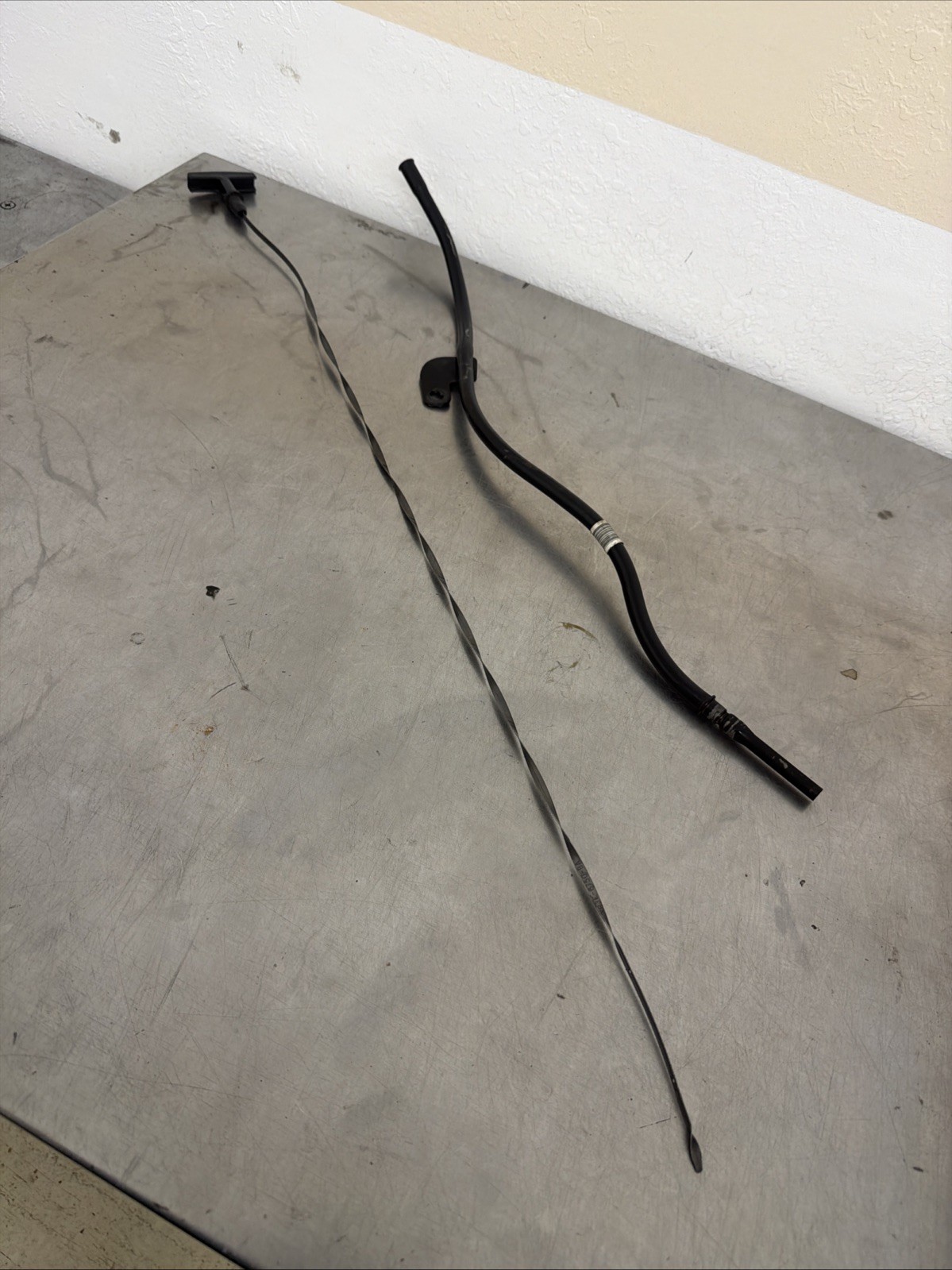 96-04 Ford Mustang GT 4.6 SOHC Engine Oil Dipstick & Tube OEM Aa7522