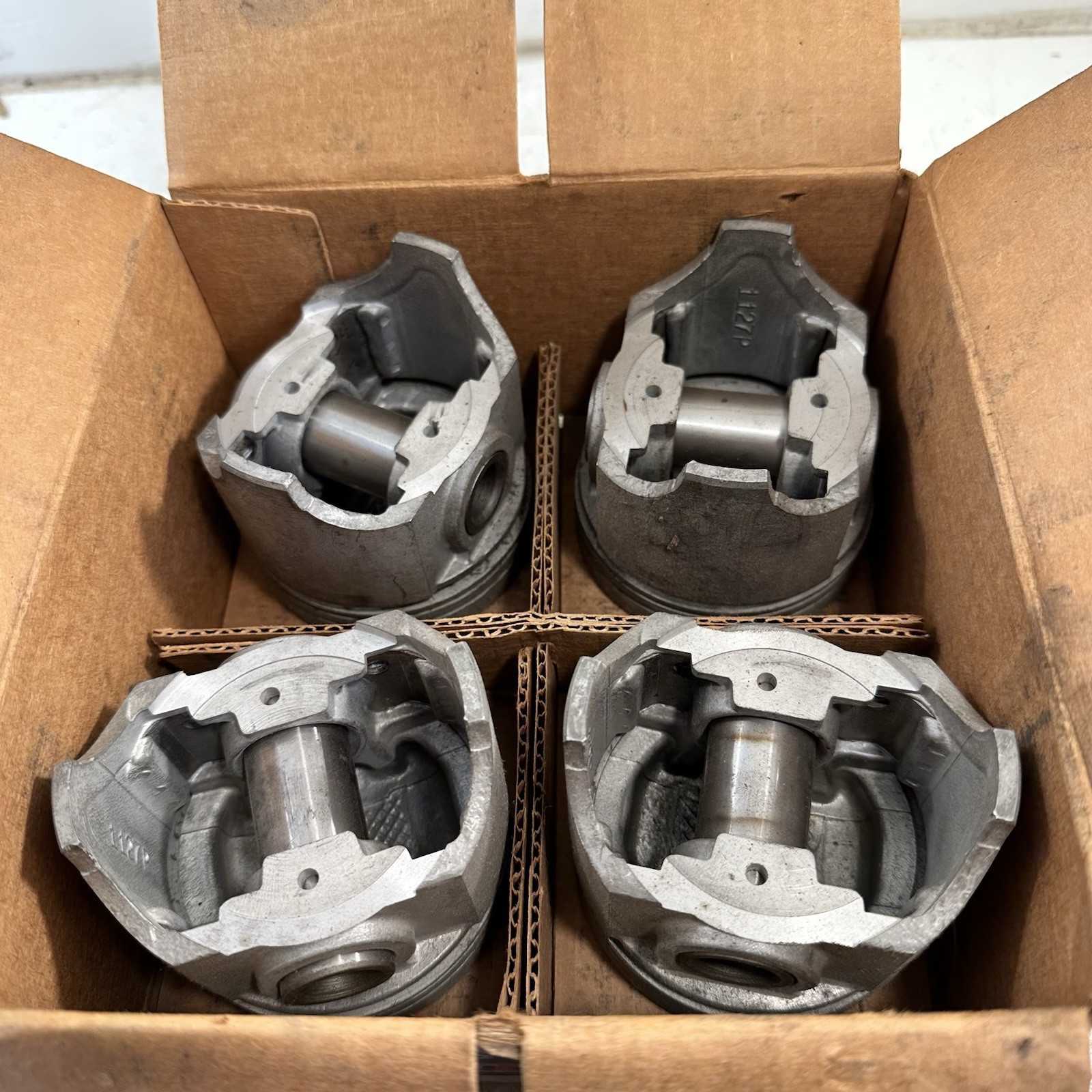 4-Vintage New USA MADE Ertel 1127P Chevy Engine Pistons .030 3.2283” 82MM Bore