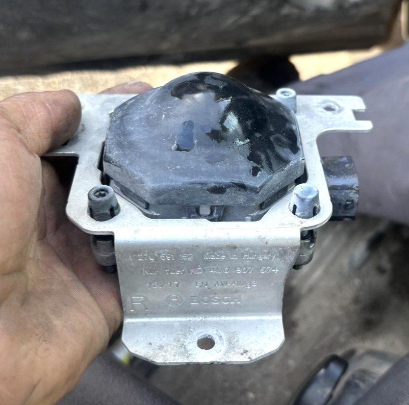 2017-2019 Audi Q7 Front Bumper Mount Distance Radar Sensor Adaptive Cruise Used