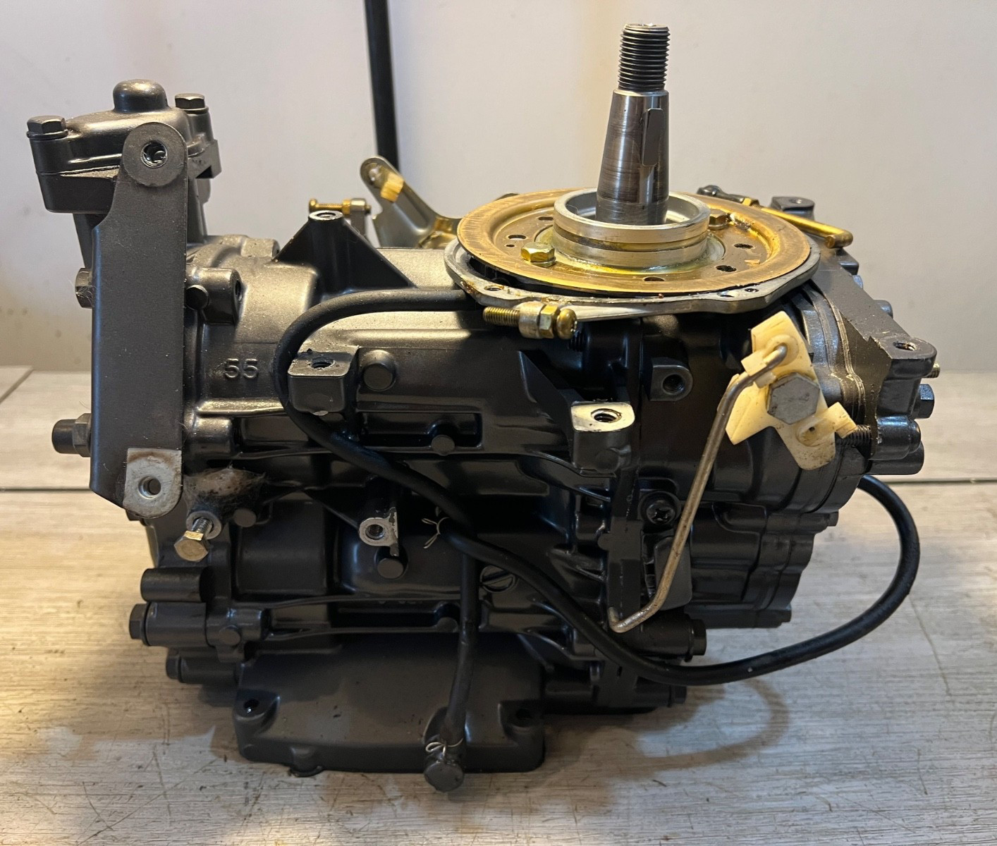 Nissan Tohatsu 9.9 hp 2-stroke outboard powerhead crankcase assy 362011011