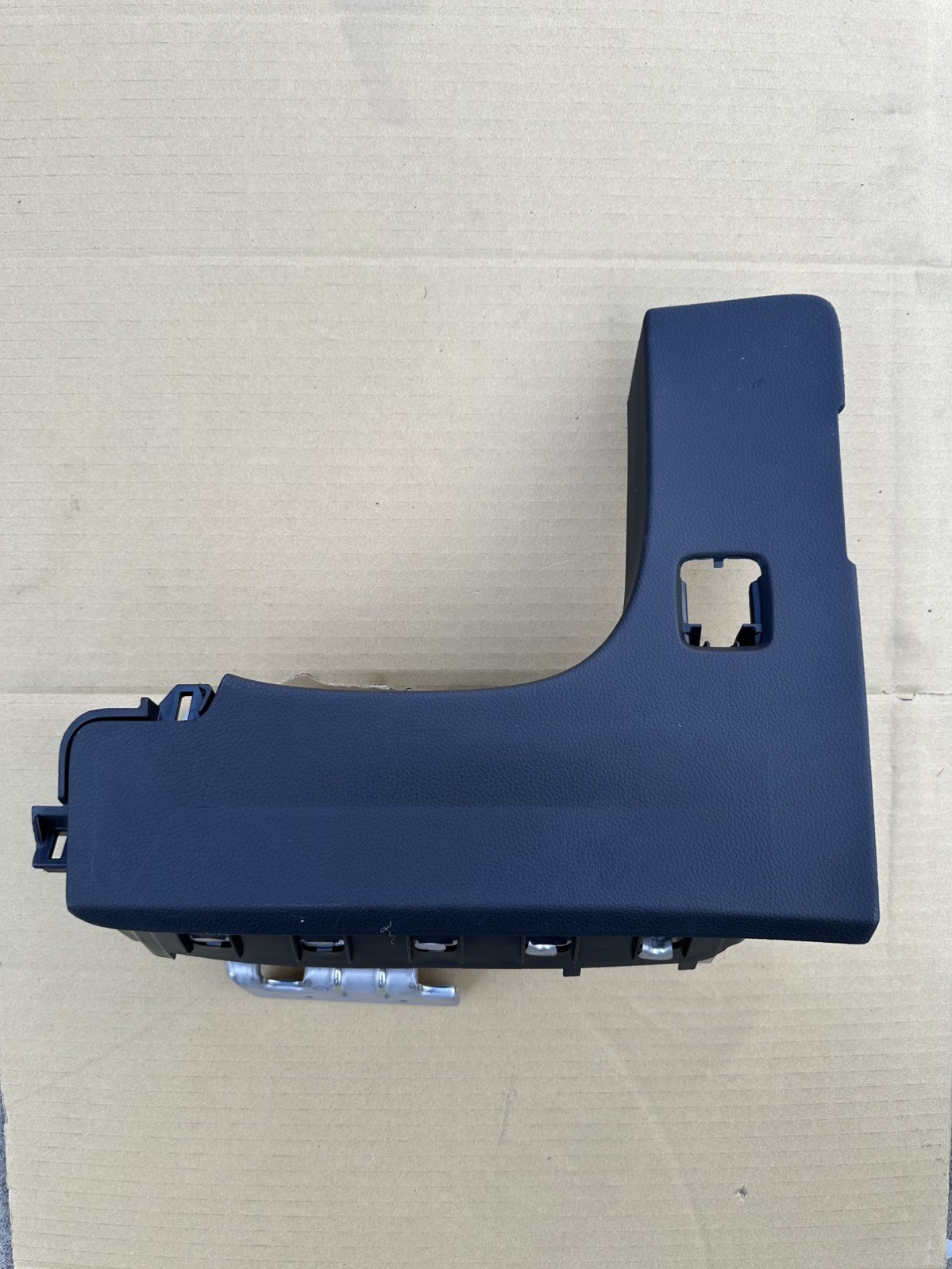 2023 2024 2025 Honda CRV CR-V Driver side Knee Parts OEM 2023 2024 2025 Honda CRV CR-V Driver side Knee Parts OEM