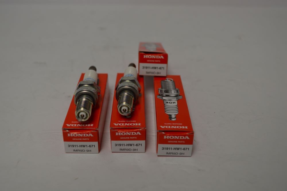Honda NGK Laser Iridium Spark Plugs 4 AQUATRAX F-12X R-12X F-15X TURBO IMR9D-9H