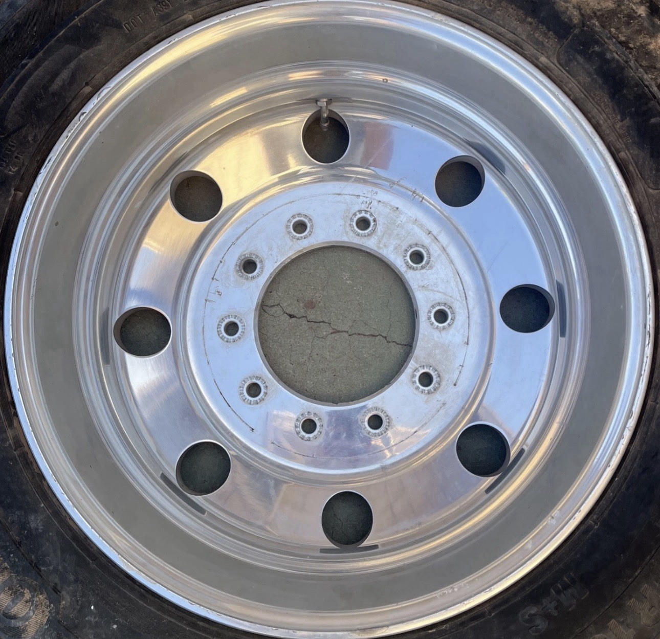 2005-2025 Ford F-450 F-550 Outside REAR 10 Lug 19.5x6 Alloy Rim OEM