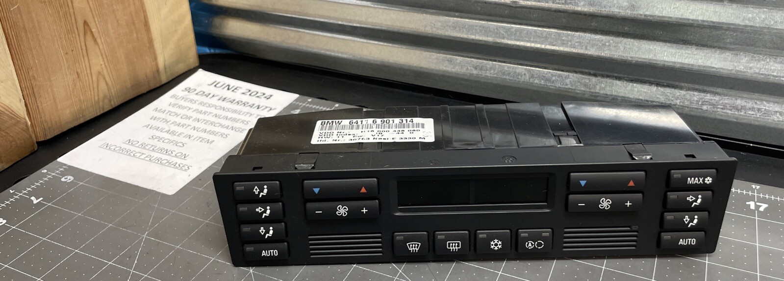 1995 2001 BMW 740i OEM Auto Heater A/C Climate Control Panel 64116901314 1995 2001 BMW 740i OEM Auto Heater A/C Climate Control Panel 64116901314