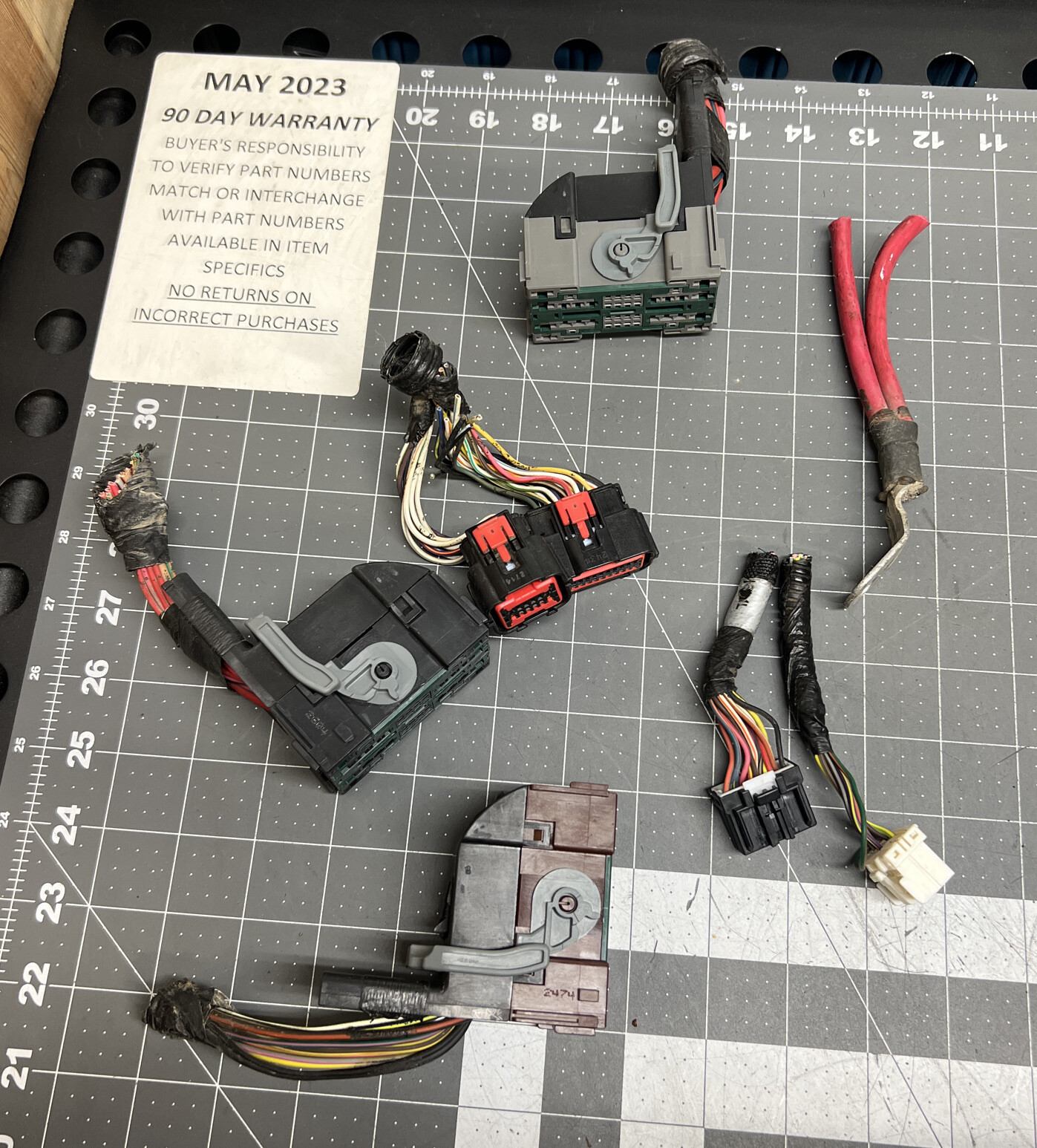 2005 2007 Dodge Dakota 56049678AJ TIPM Fuse Box Wiring Harness Pigtails