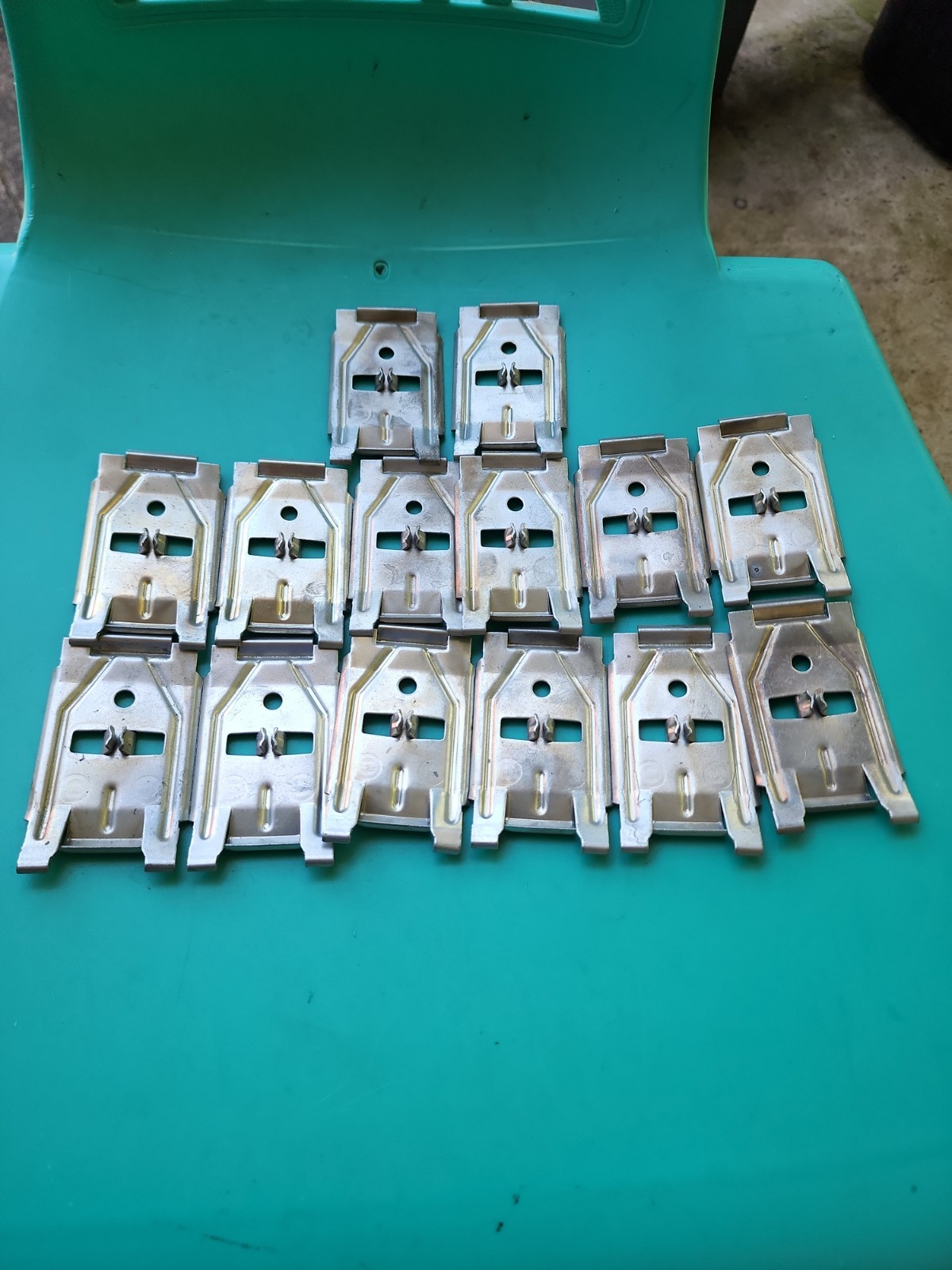 LATE 1950'S Chevrolet Oldsmobile Rocker Moulding Clips NORS Set Of 14