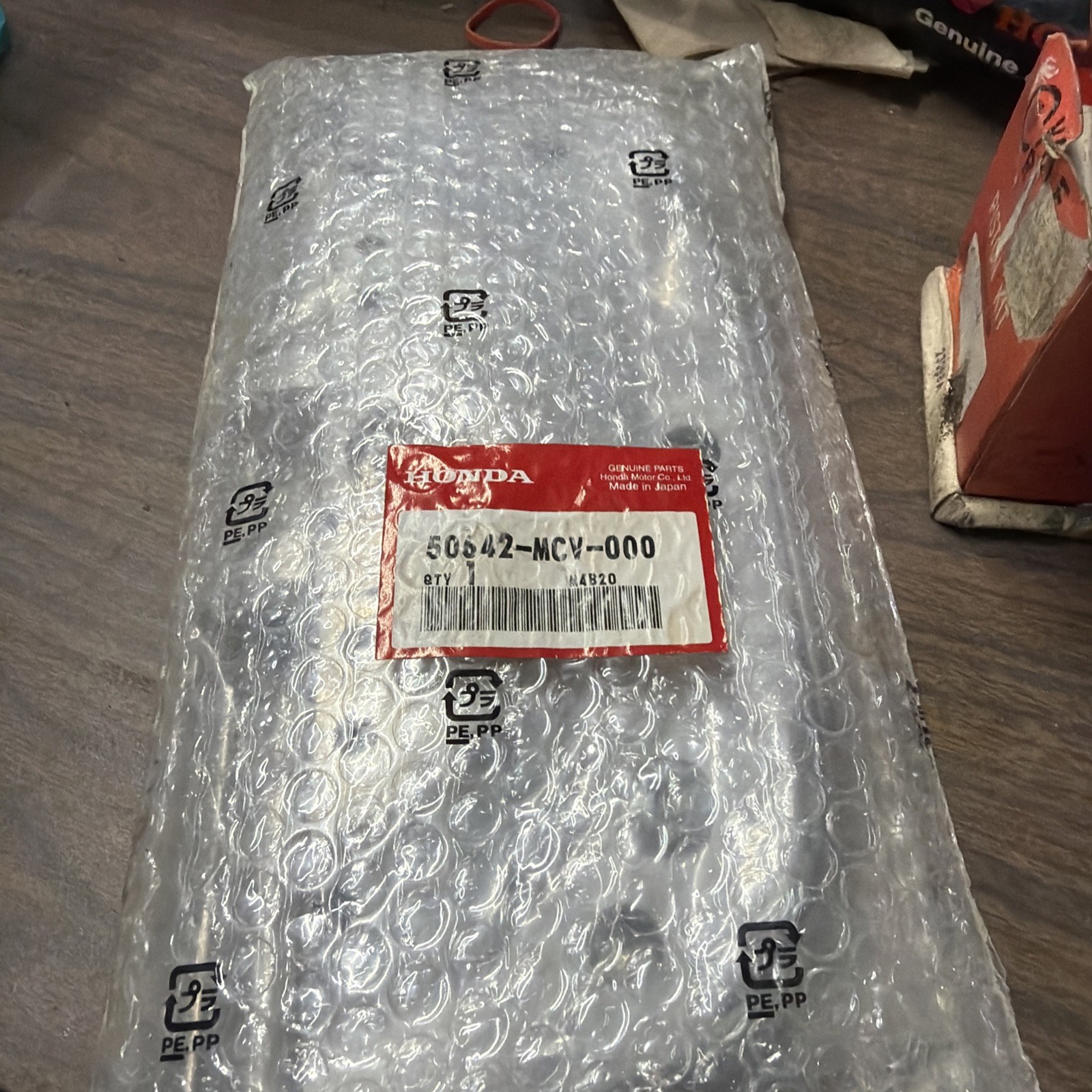 Nos OEM HONDA VTX1800 02-09 FOOTBOARD 50642-MCV-000 