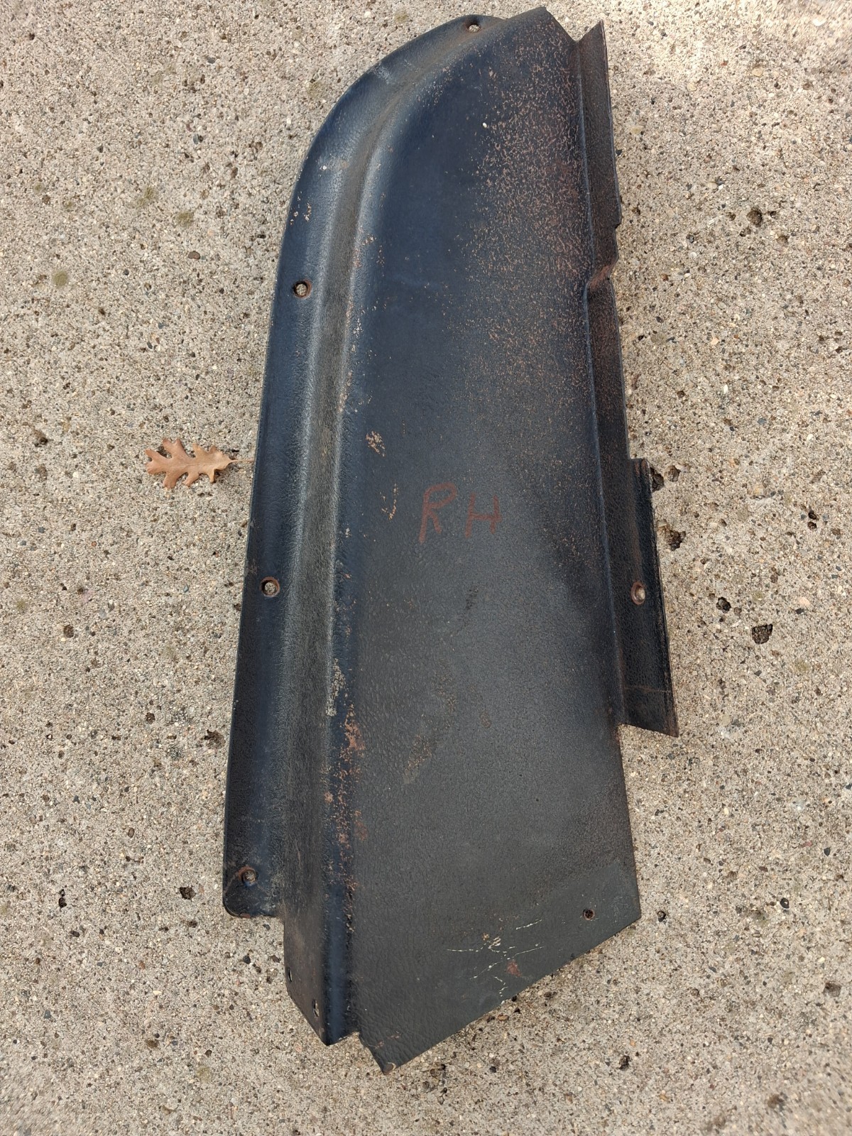 1- 1968 1969 CAMARO FIREBIRD USED ORIGINAL RH REAR UPPER ARMREST FILLER PANEL 1- 1968 1969 CAMARO FIREBIRD USED ORIGINAL RH REAR UPPER ARMREST FILLER PANEL