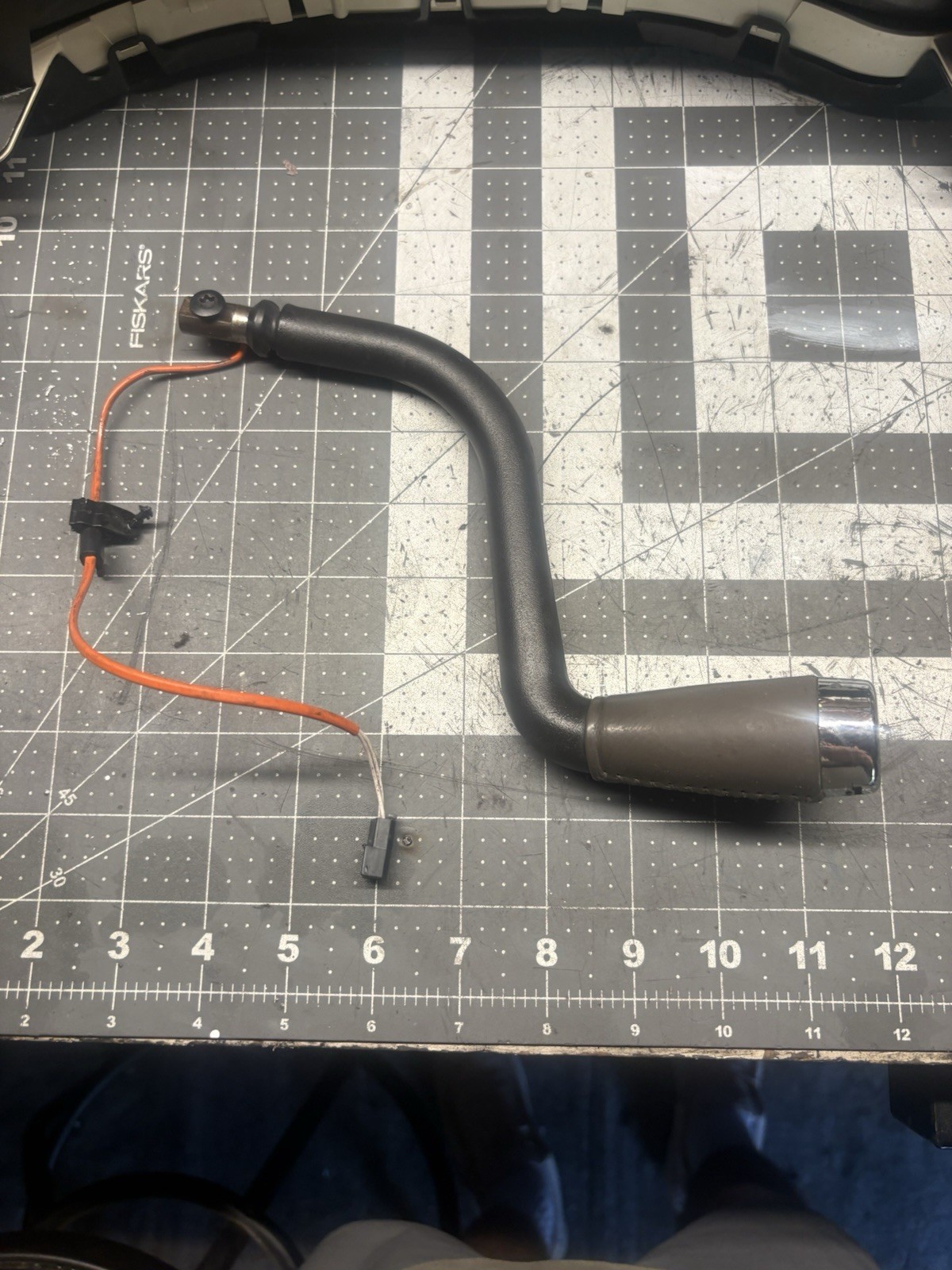 2002-2006 Cadillac Escalade OEM Column Shifter with Tow/Haul Mode (EXT,ESV) 2002-2006 Cadillac Escalade OEM Column Shifter with Tow/Haul Mode (EXT,ESV)