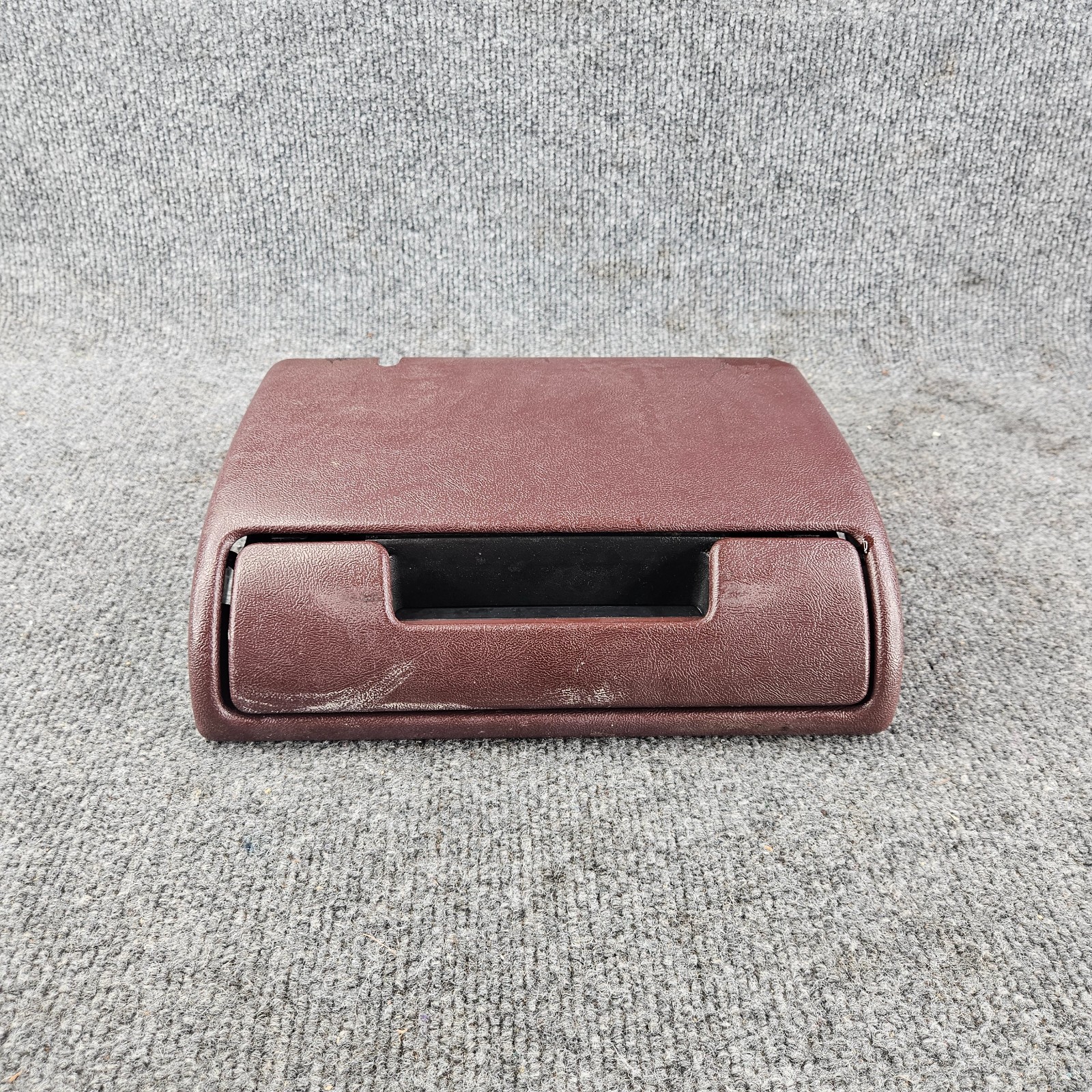 1988-1994 Chevy GMC Truck Silverado Sierra Suburban Tahoe Cupholder OBS Maroon