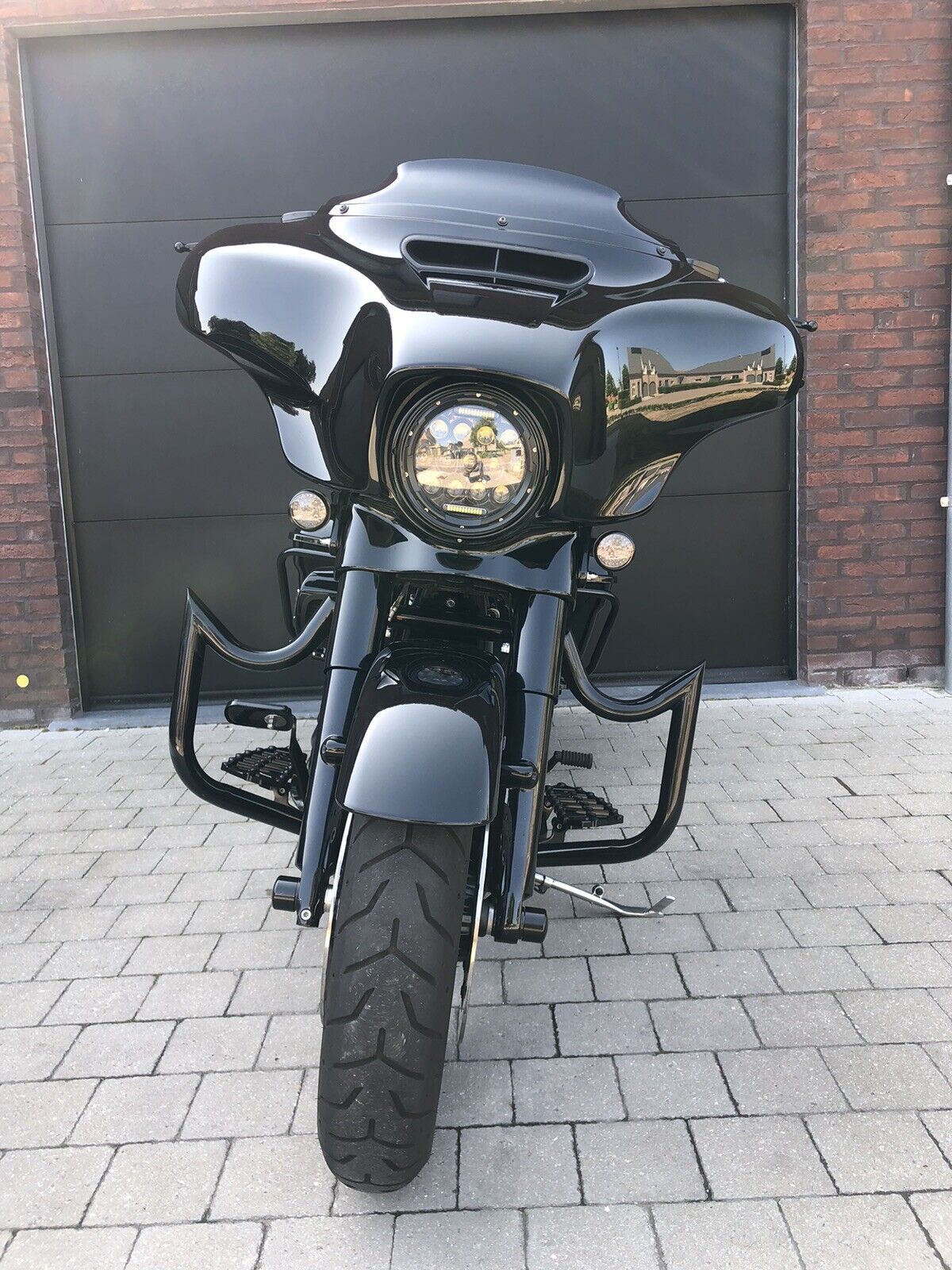 ENGINE GUARD HIGHWAY CRASH BAR 4 TOURING ROAD KING STREET GLIDE  09-LATER 1.5 25