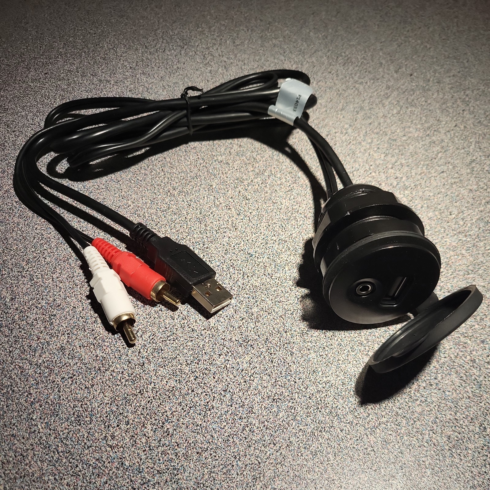 USB AUX 12 VOLT MARINE BENTLEY PONTOON BOAT 3ft EXTENSION 1 1/2 INCH HOLE