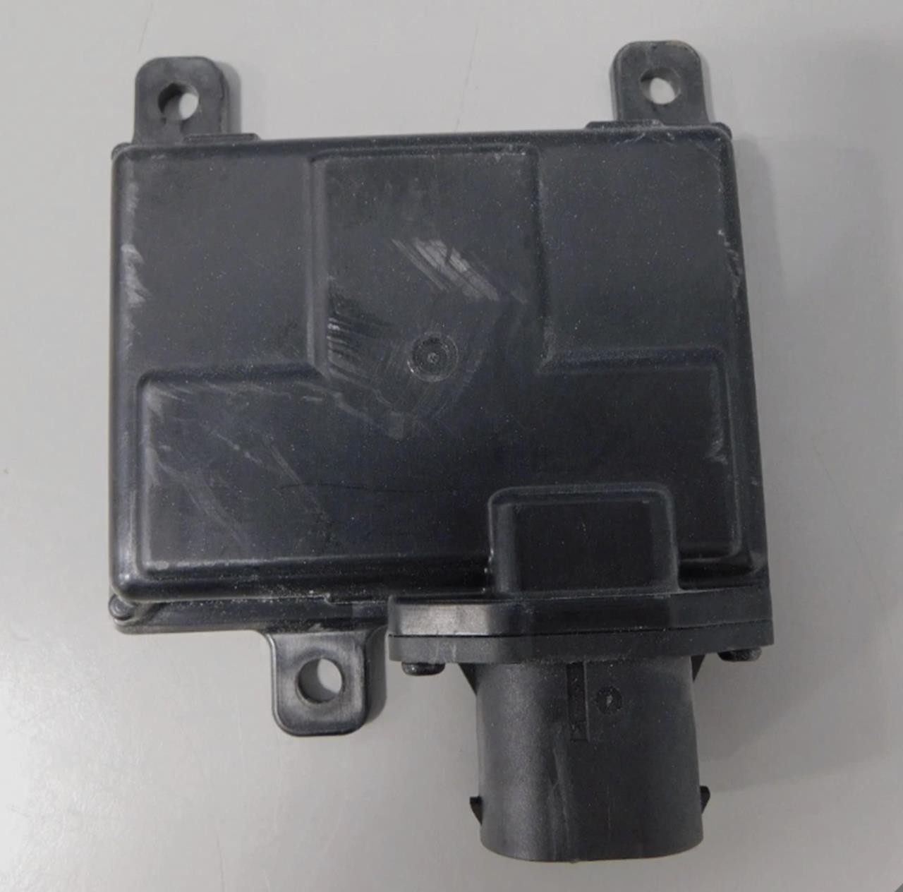 Mobis/Rivian Corner Radar Blind Spot Monitoring Sensor PT00012245-E Model Mar110