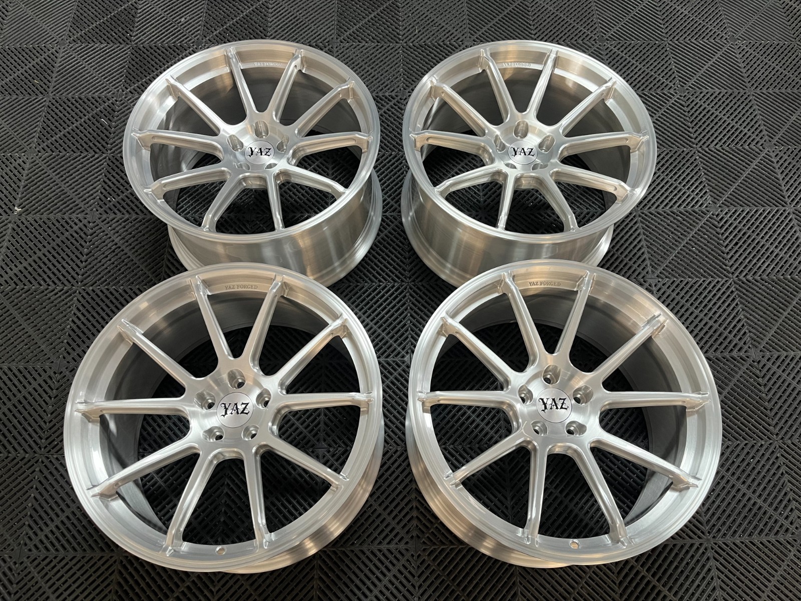 Suitable for JDM BMW VW  19x8.5J ET25-35 yazforged wheels