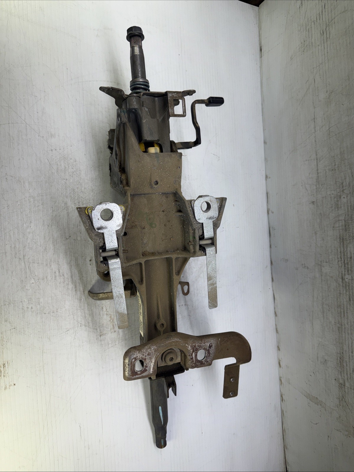 2000-06 Toyota Tundra 01-07 Sequoia Steering Column Column-Shift w Tilt Bare OEM