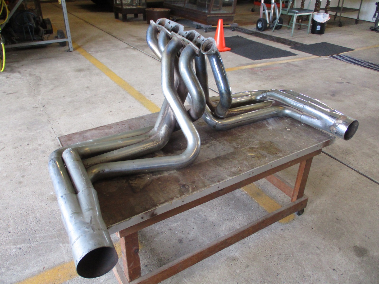 HOOKER HEADERS CHEVROLET BIG BLOCK ENGINE CHROME *SIGNED* CIRCA 1960's - 1970's HOOKER HEADERS CHEVROLET BIG BLOCK ENGINE CHROME *SIGNED* CIRCA 1960's - 1970's