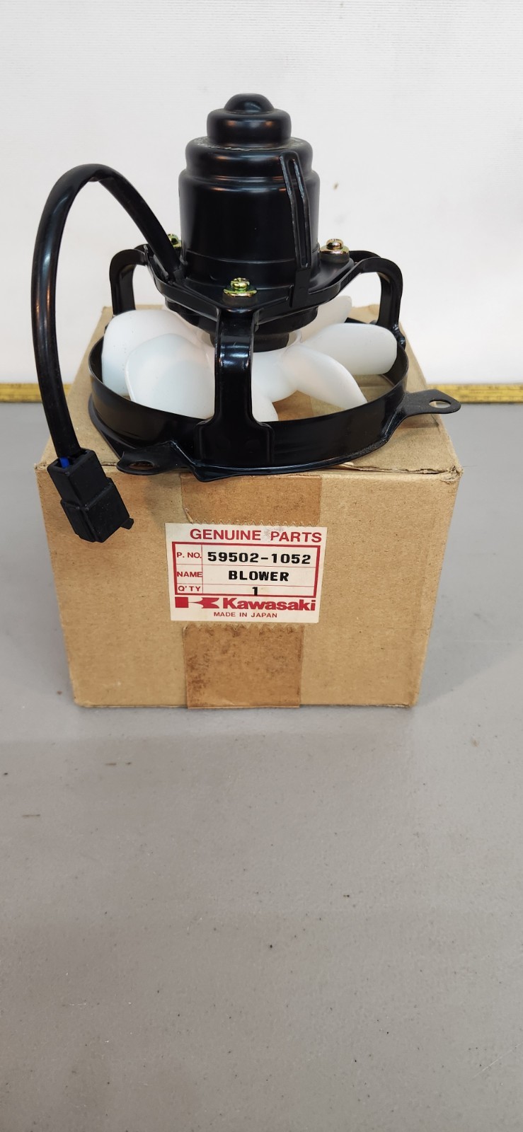 New 1987-2005 Kawasaki KLR 250 Radiator Cooling Fan Motor OEM 59502-1052 NOS New 1987-2005 Kawasaki KLR 250 Radiator Cooling Fan Motor OEM 59502-1052 NOS