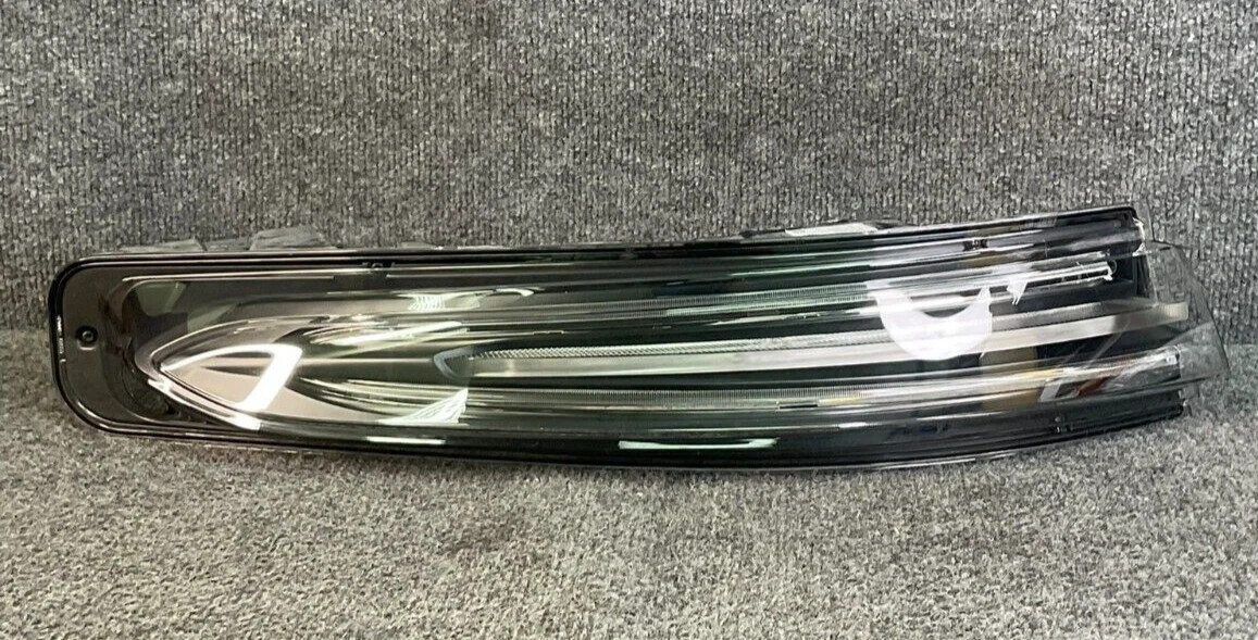 2020-2024 Aston Martin DBX OEM Left Rear Tail Light MY83-13405-DD
