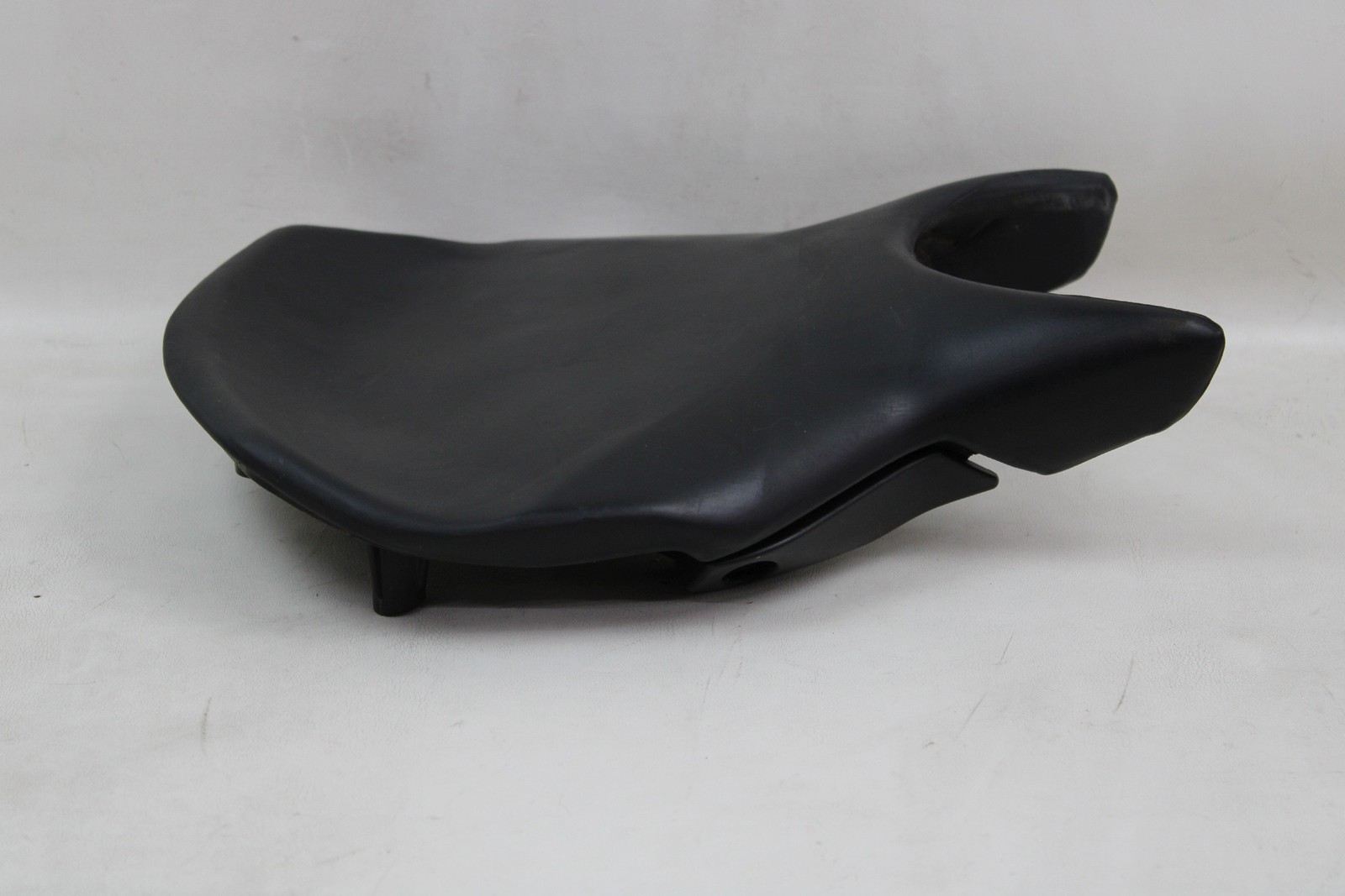 Ducati 749 03-04 999 OEM Biposto Front Rider Seat Saddle 59510521A NICE