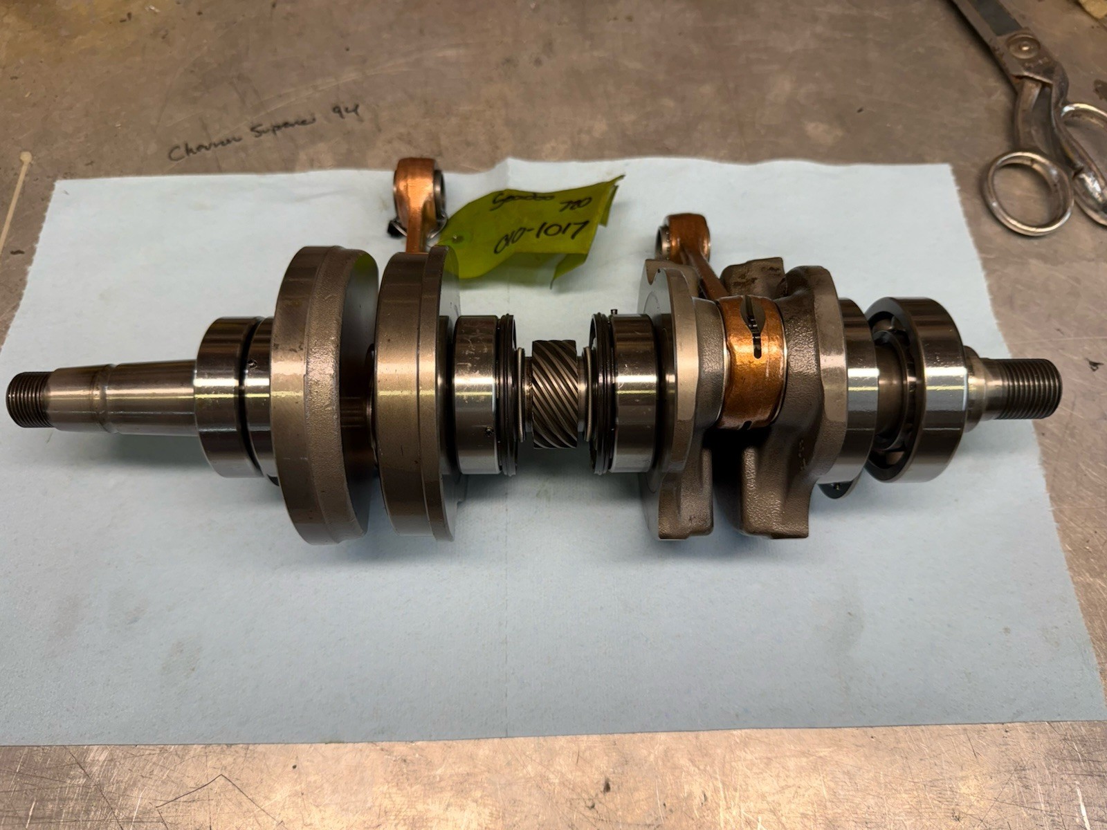 NOS 1995-2004 WSM Sea Doo 720 Crankshaft 290887200 NOS 1995-2004 WSM Sea Doo 720 Crankshaft 290887200