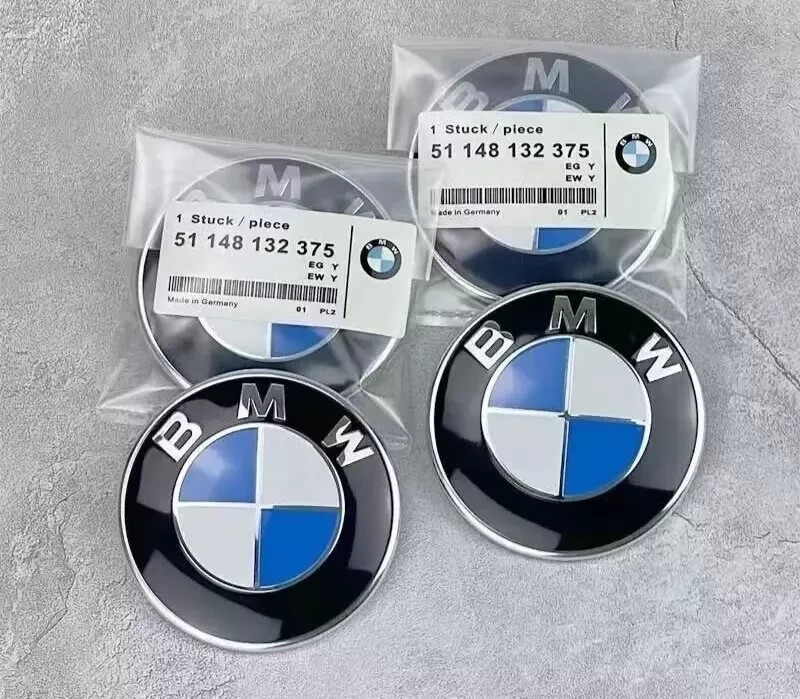 2pcs Roundel Front Hood 82mm Rear Trunk 74mm Emblem E46 E90 F10 with Grommets