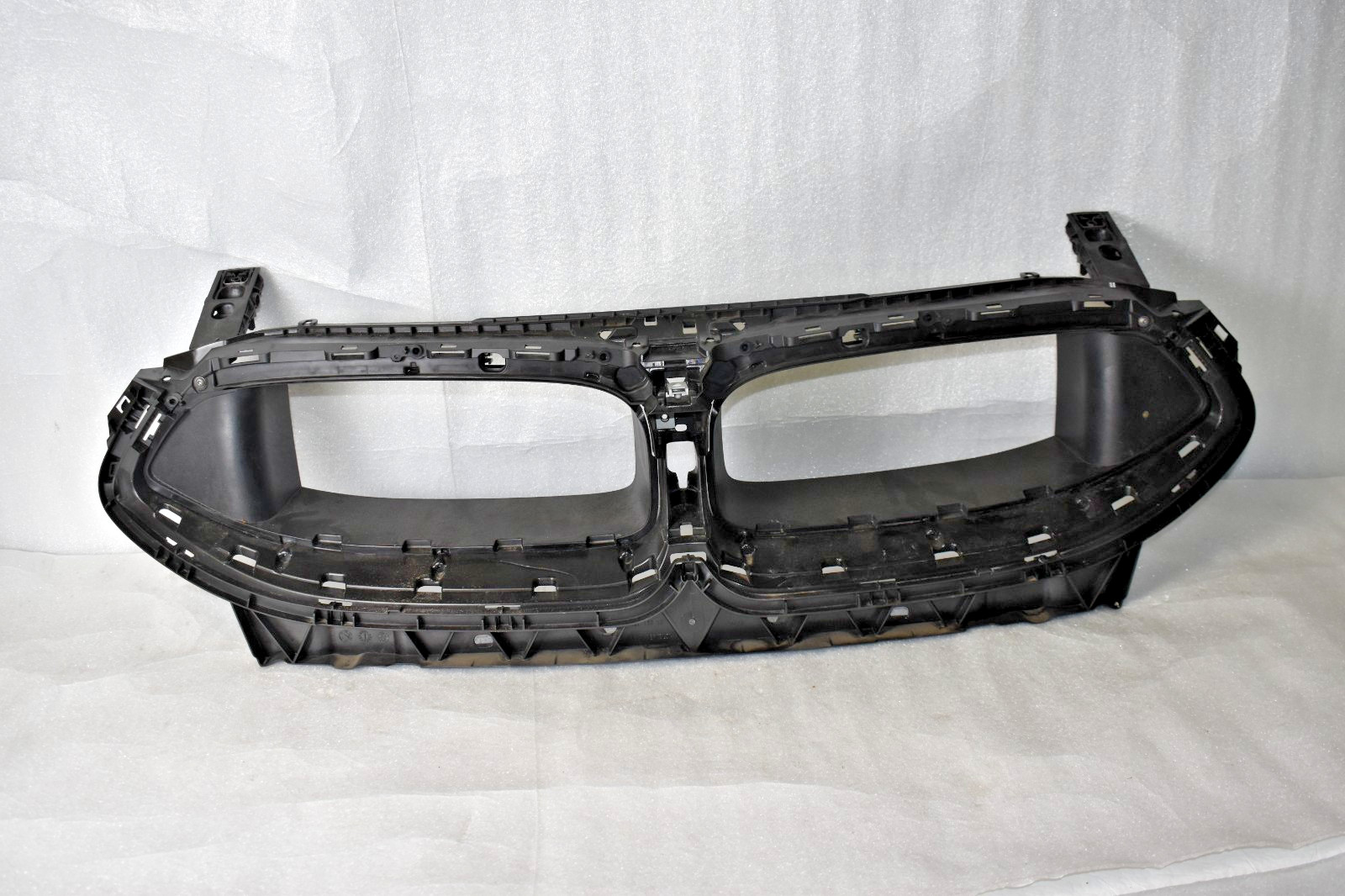 2020-2025 BMW 8 Gran Coupe G16 Air Routing Top 51745A04B68 840i, 840iX, 840dX