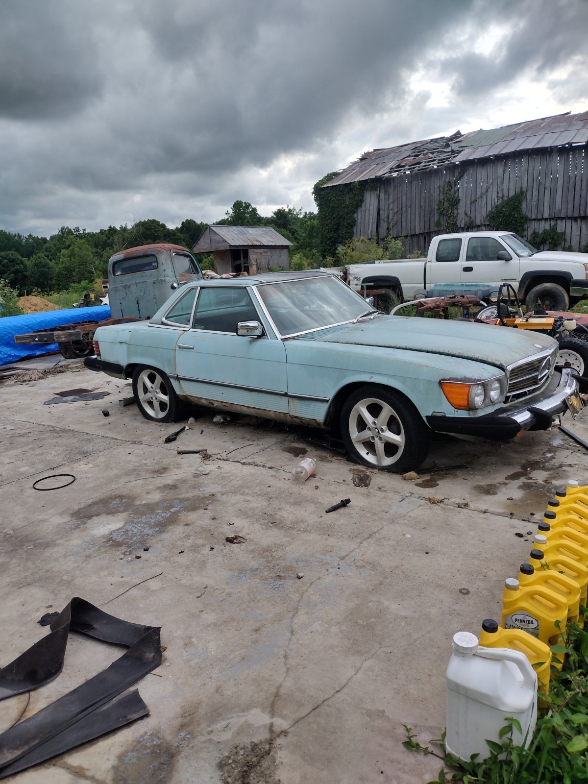 1977 Mercedes 450sl parts car 1977 Mercedes 450sl parts car