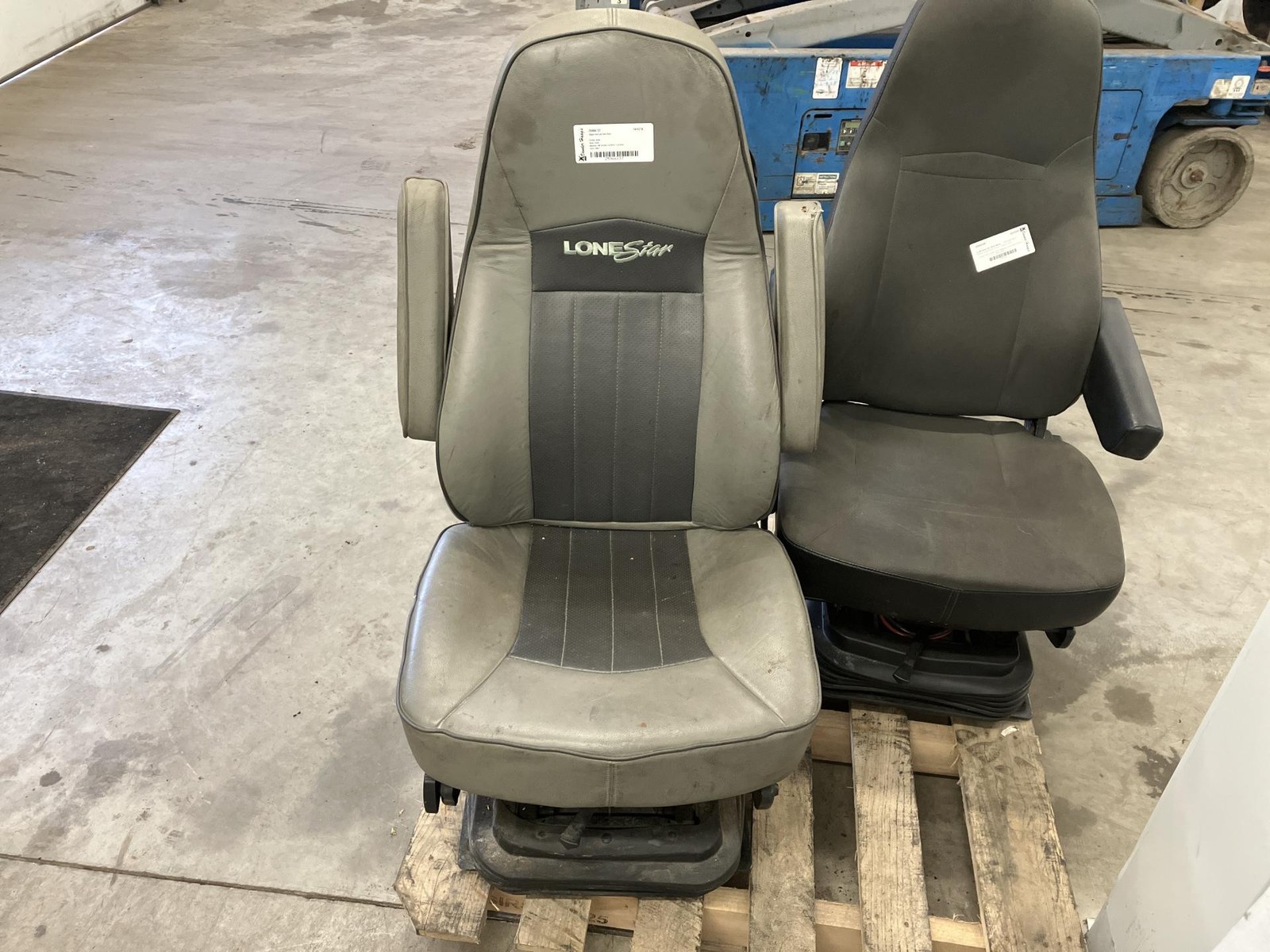 International LONESTAR GREY IMITATION LEATHER / LEATHER Air Ride Seat - Used