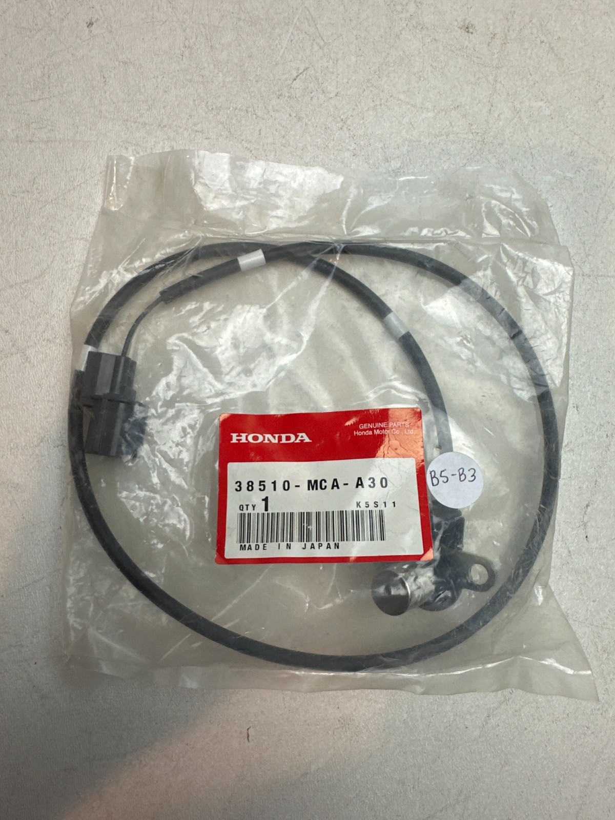 New Honda Genuine Parts OEM Rear Wheel Speed Sensor Black 38510-MCA-A30