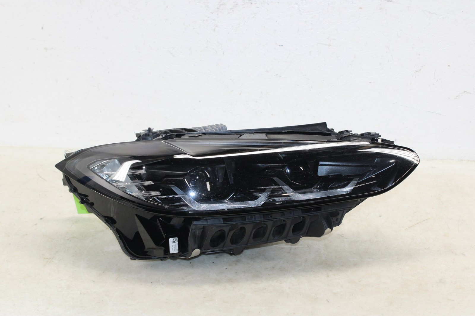 2021-2024 BMW M440i Right LED Headlight Assembly OEM SE16