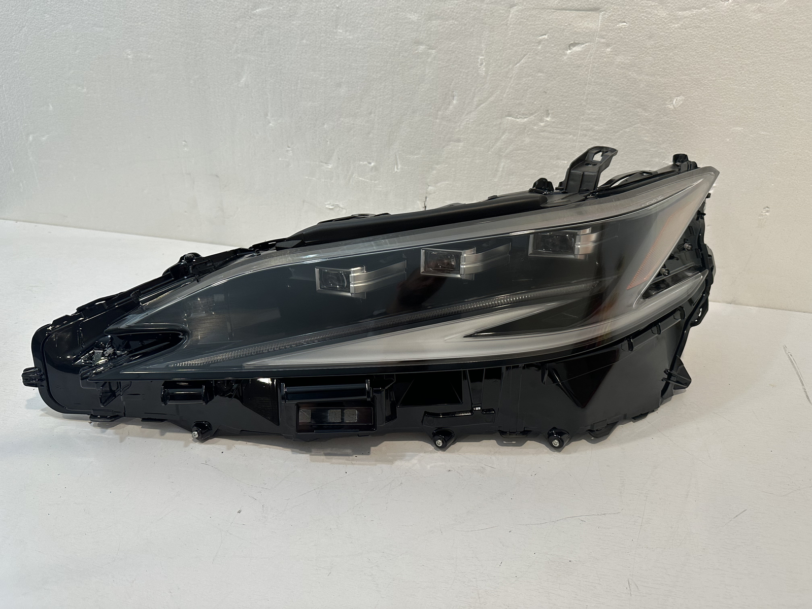 2022-25 LEXUS ES350 LH TRIPLE BEAM LED HEADLIGHT OEM PART 81185-33L80
