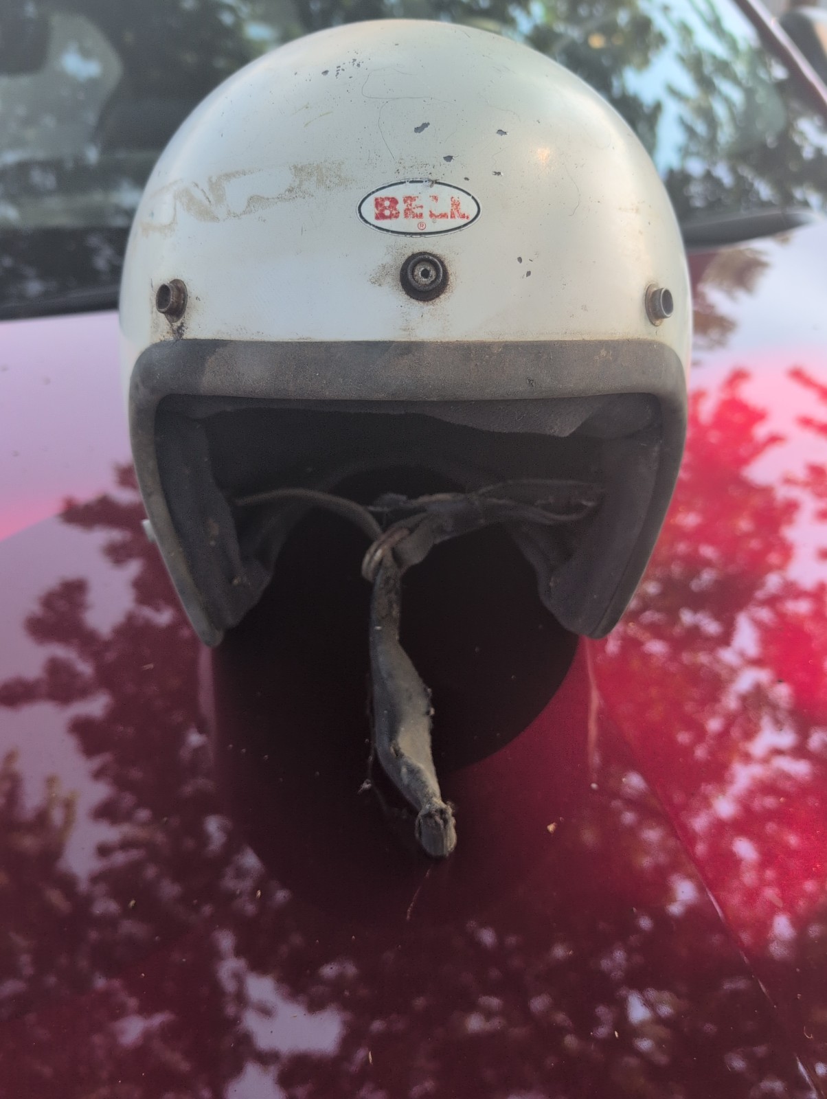 VINTAGE 1975 BELL MAGNUM II MOTORCYCLE HELMET WHITE Size 7 1/4 VINTAGE 1975 BELL MAGNUM II MOTORCYCLE HELMET WHITE Size 7 1/4