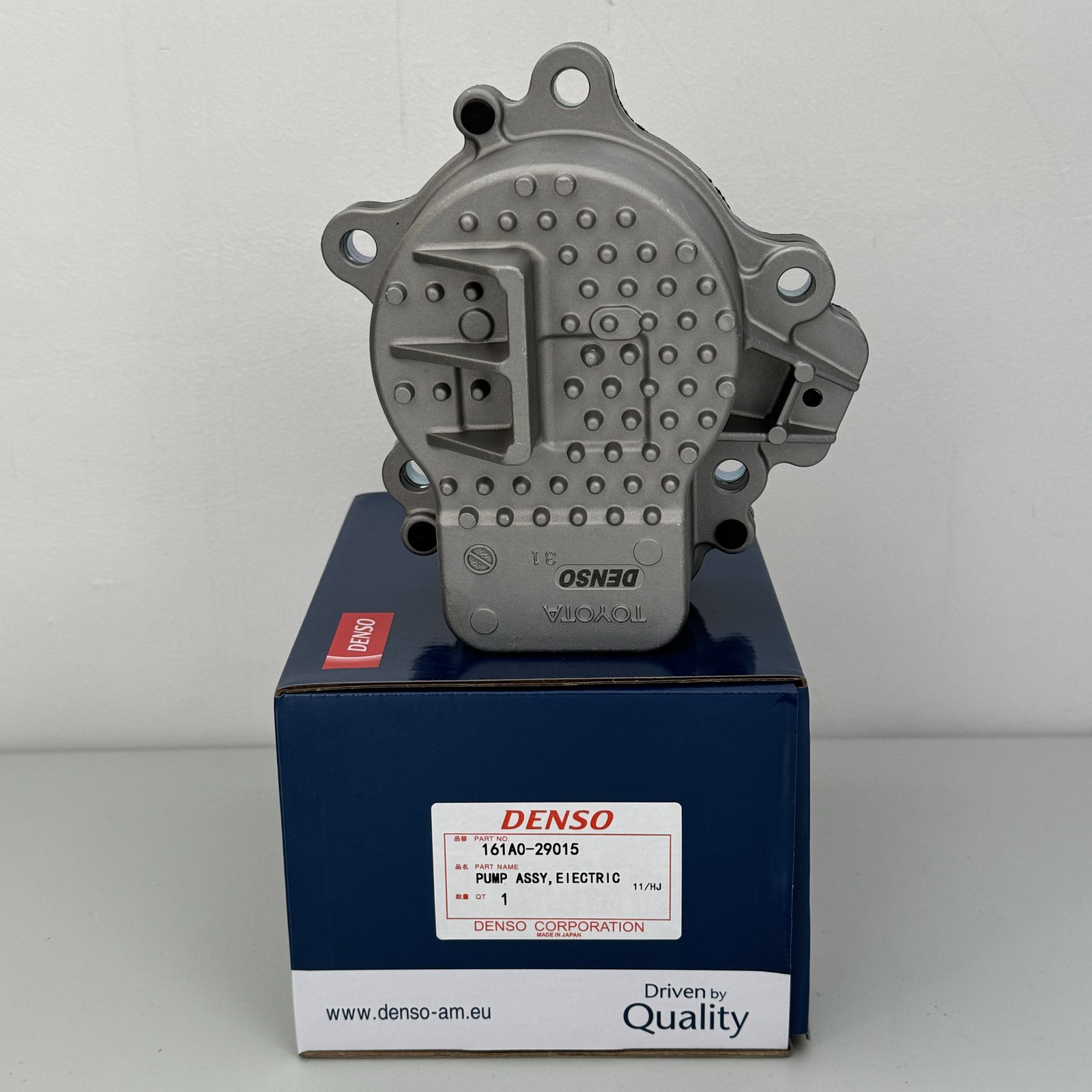 DENSO Water Pump TOYOTA LEXUS CT200H AQUA PRIUS ZVW30/ZVW35 WPT-190 161A0-29015