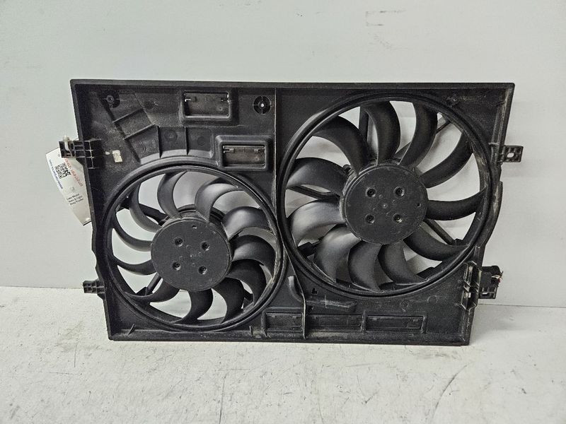 2018-2024 Volkswagen Tiguan Radiator Cooling Fan Assembly OEM