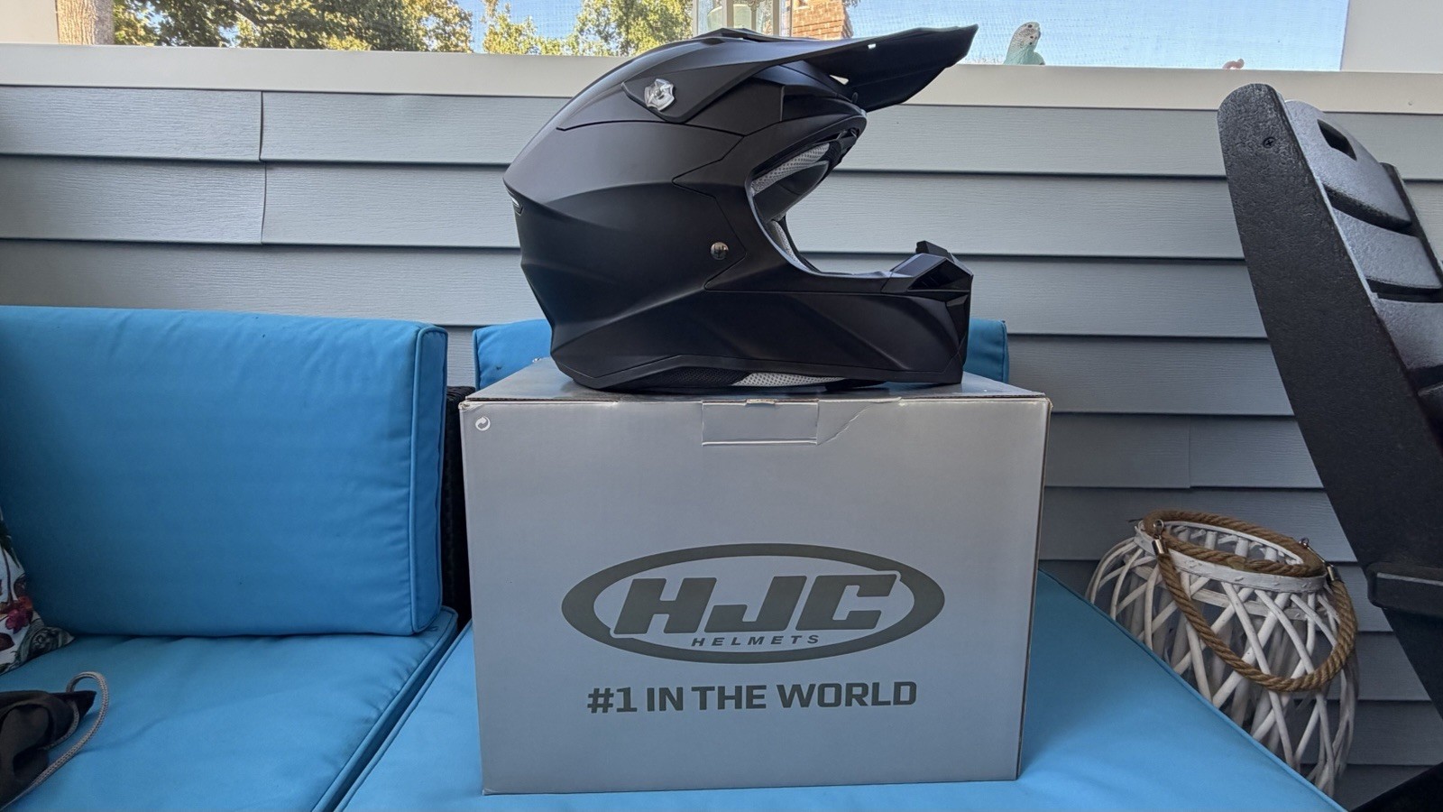 HJC I50 Motorcycle Helmet Brand New