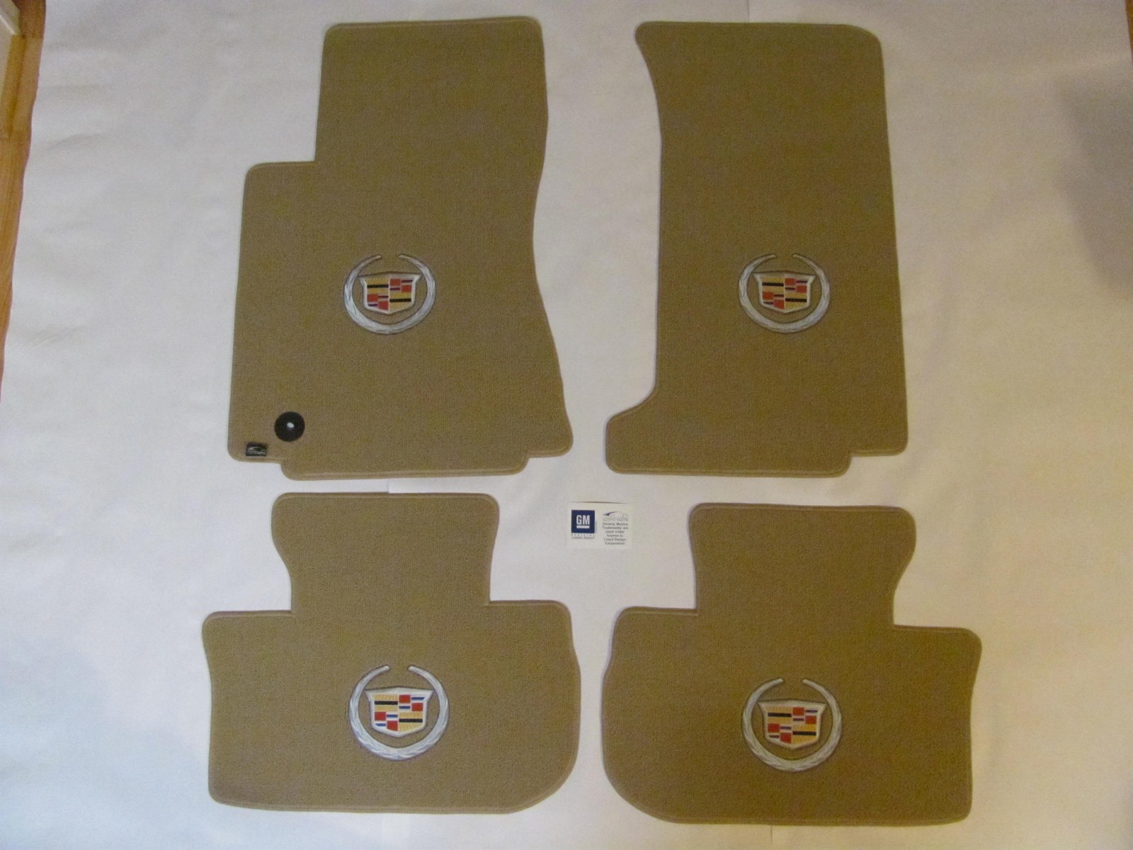 NEW Lloyd 4 Piece Floor Mats Set 2003 - 2007 Cadillac CTS  logo on 4 tan mats 