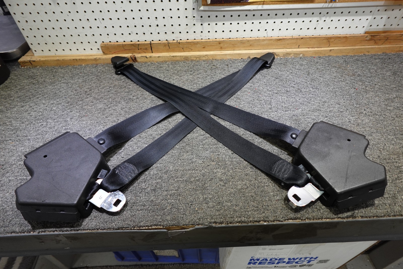 88/89 corvette sport coupe black seat belts PAIR GM 18367 original miles 88/89 corvette sport coupe black seat belts PAIR GM 18367 original miles