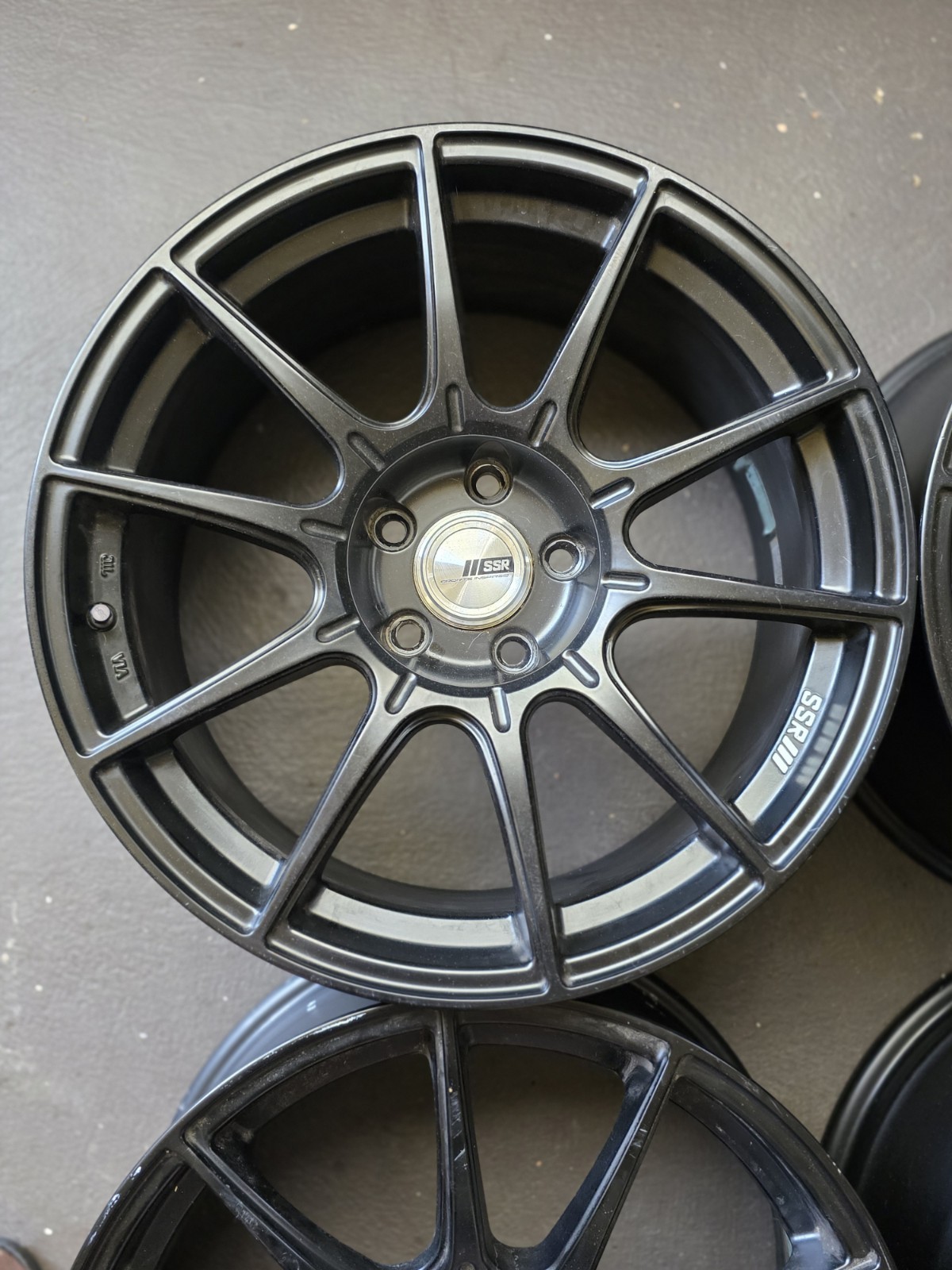 Set (4) SSR GTX01 18x8.5\