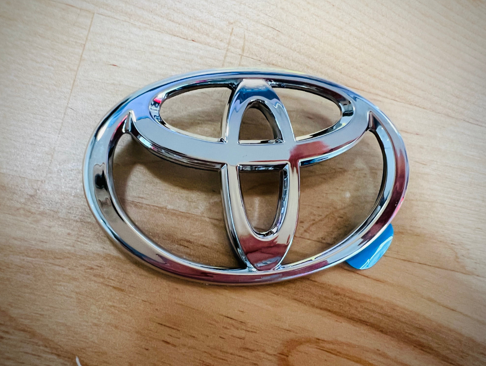 Toyota MR2 1991-1995 Rear Trunk Emblem Reproduction 75431-17010 Toyota MR2 1991-1995 Rear Trunk Emblem Reproduction 75431-17010