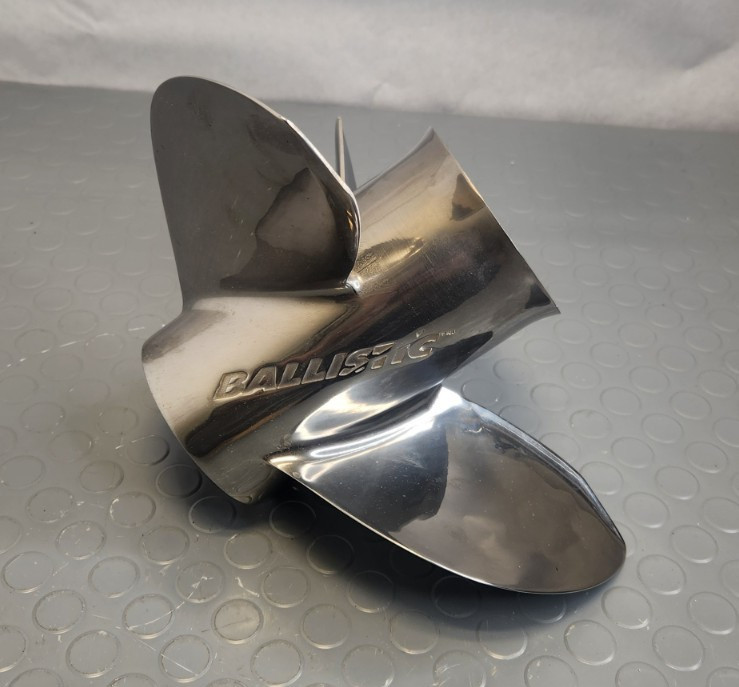 Michigan Wheel Ballistic Stainless Steal Propeller 13-1/2 x 17   335131  (2405)