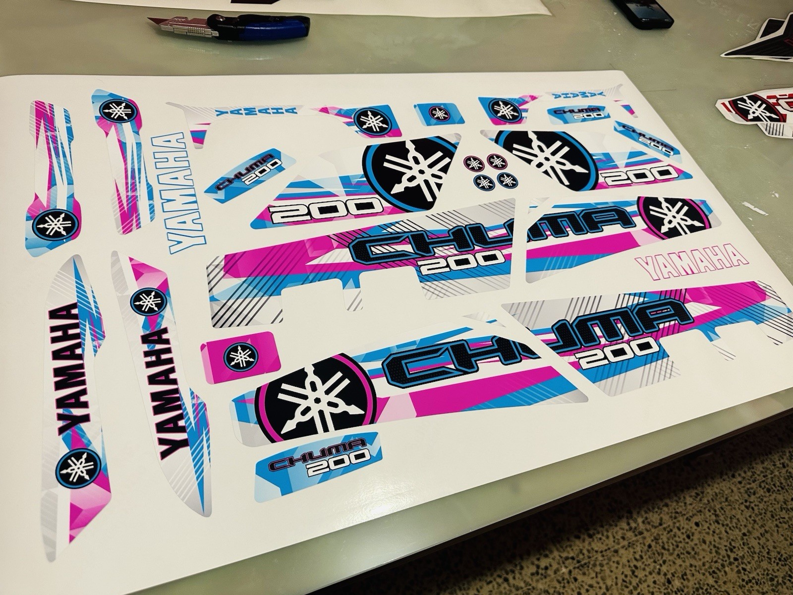 Kit Graficas Calcomanías BWS 200 Yamaha Zuma Chuma 2022-2024