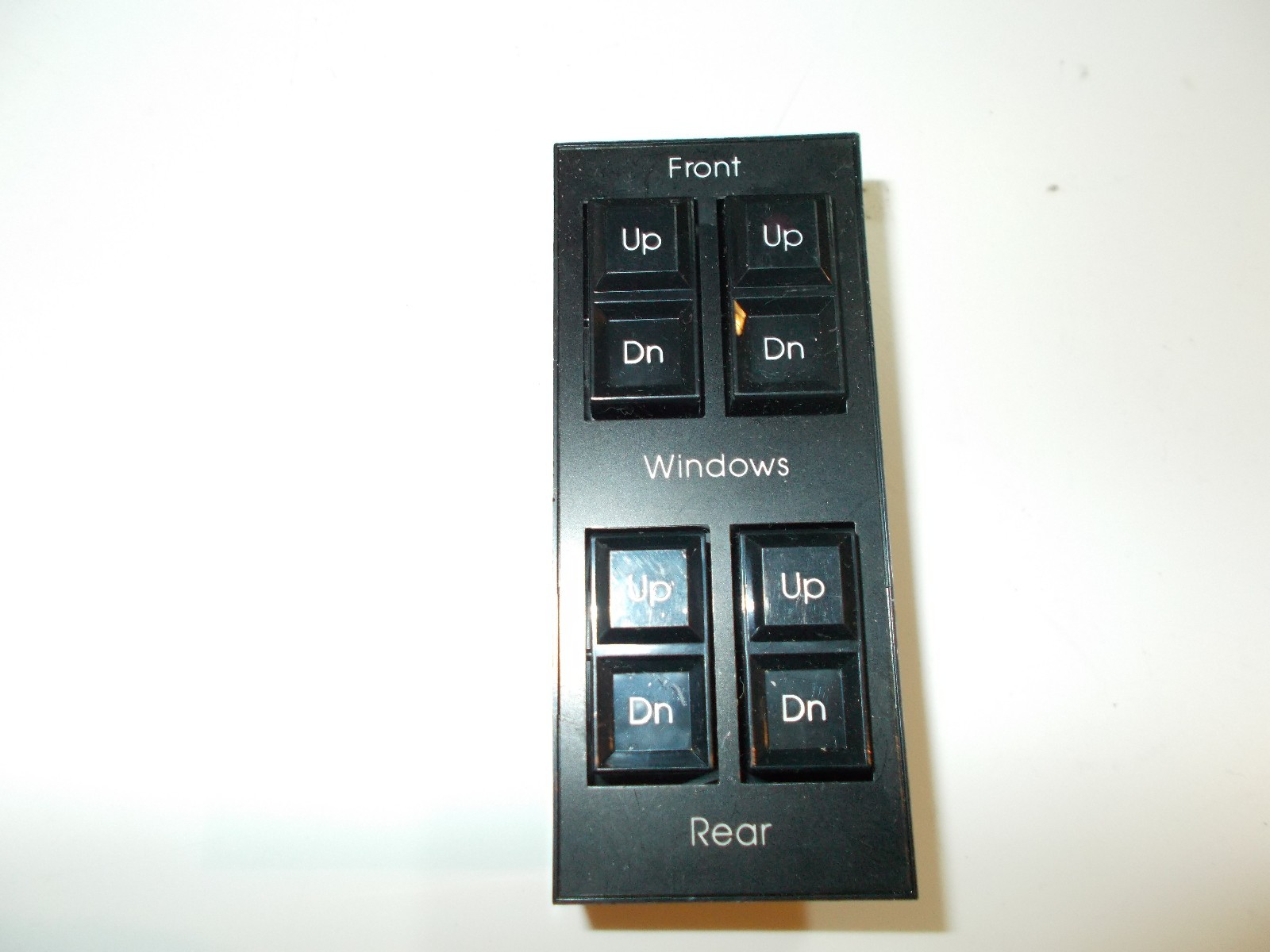 1986 87 88 89 90 CADILLAC BUICK OLDS POWER WINDOW SWITCH NOS 20448673 20657796 1986 87 88 89 90 CADILLAC BUICK OLDS POWER WINDOW SWITCH NOS 20448673 20657796