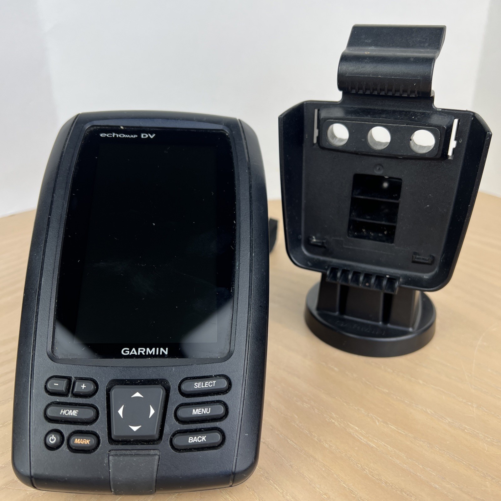 GARMIN EchoMap Chirp 44cv Compact Marine ChartPlotter GPS Sonar Fish Finder