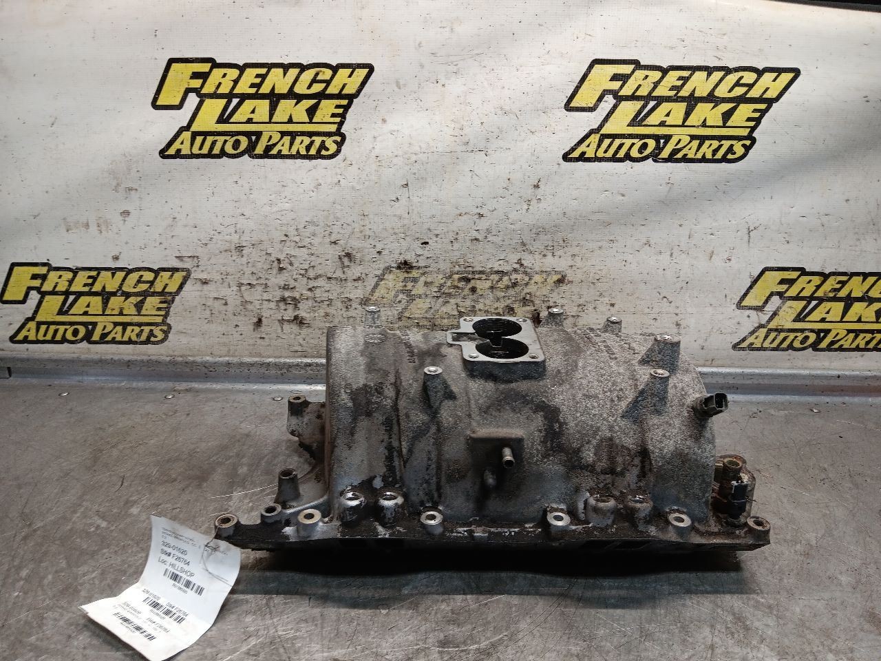 Intake Manifold 5.9L 8-360 Fits 98-03 DURANGO 1385320