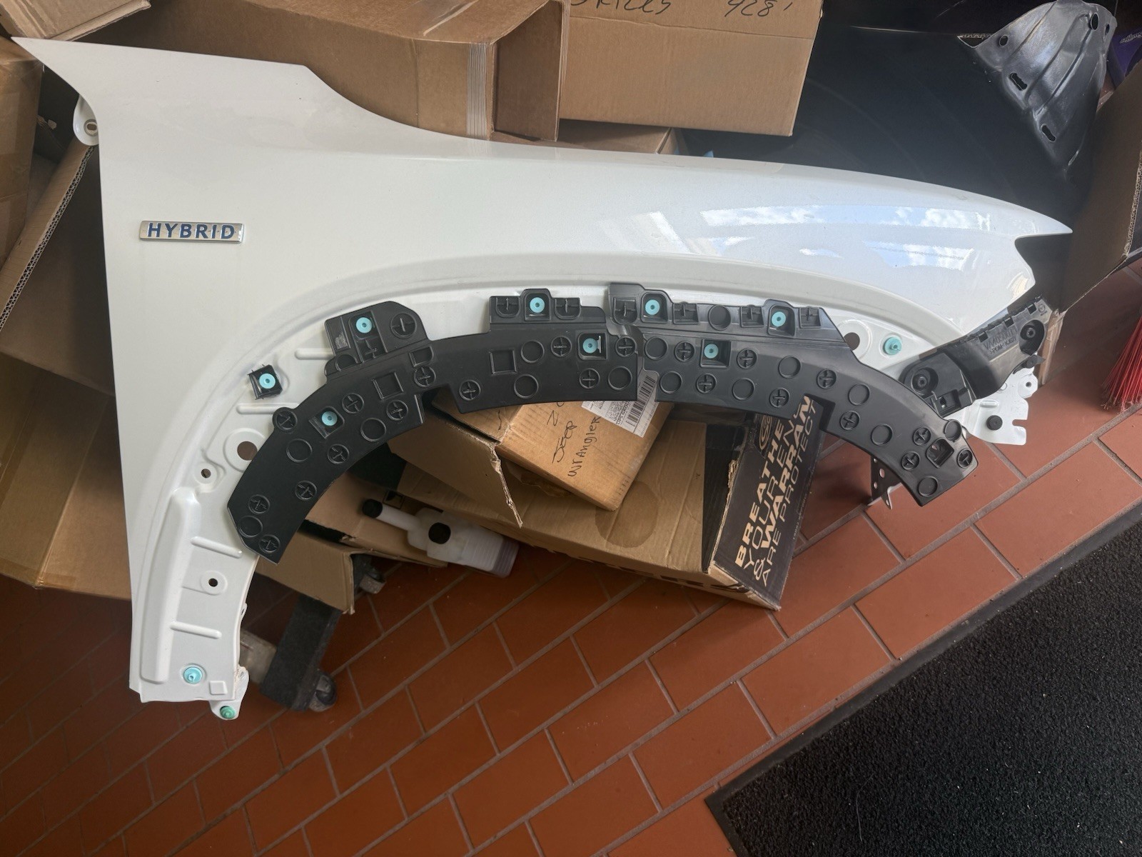 2023 - 2026 MAZDA CX-50 FRONT RIGHT PASSENGER SIDE FENDER COVER PANEL OEM 2023 - 2026 MAZDA CX-50 FRONT RIGHT PASSENGER SIDE FENDER COVER PANEL OEM